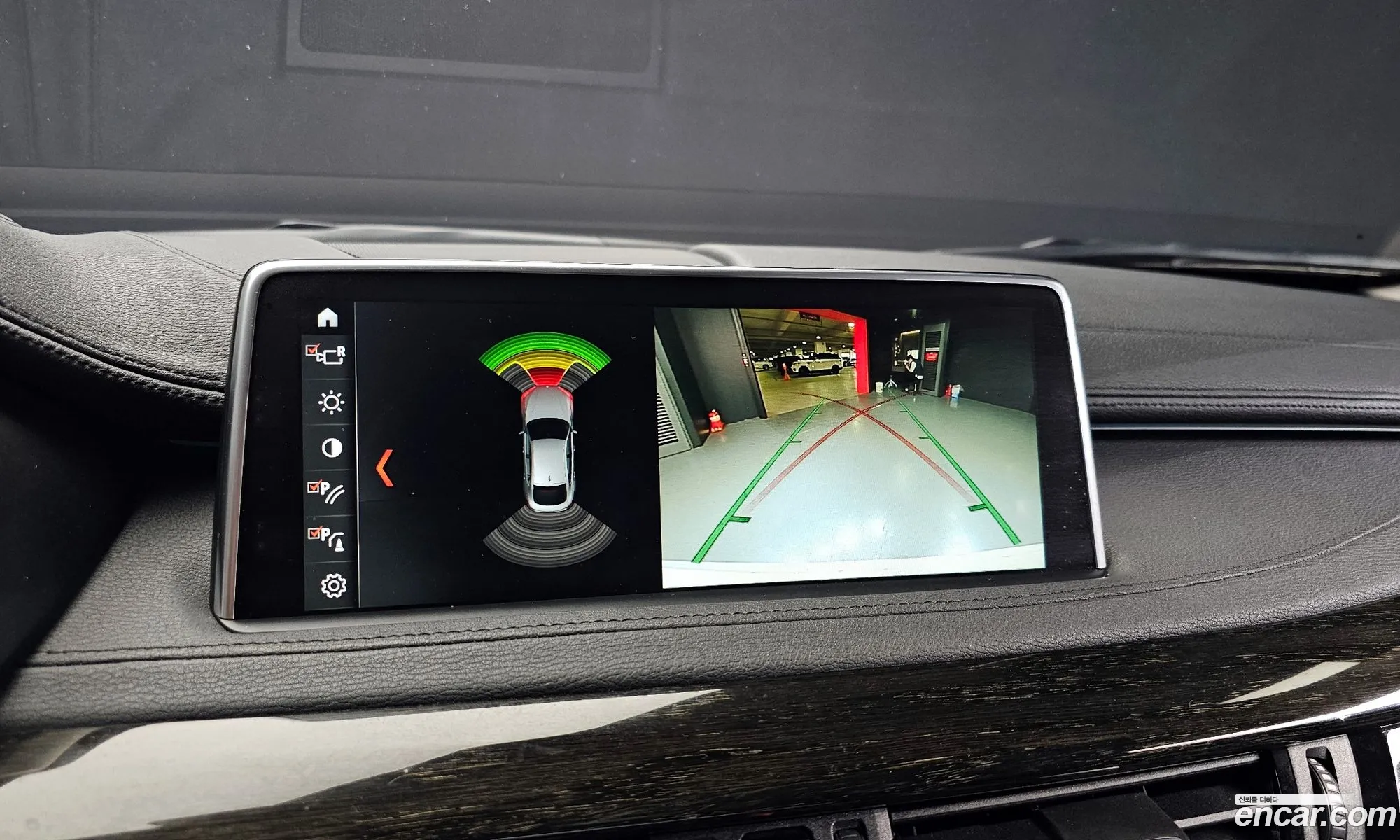 BMW X6 2018 WBAKV2101J0Z82849 — 28