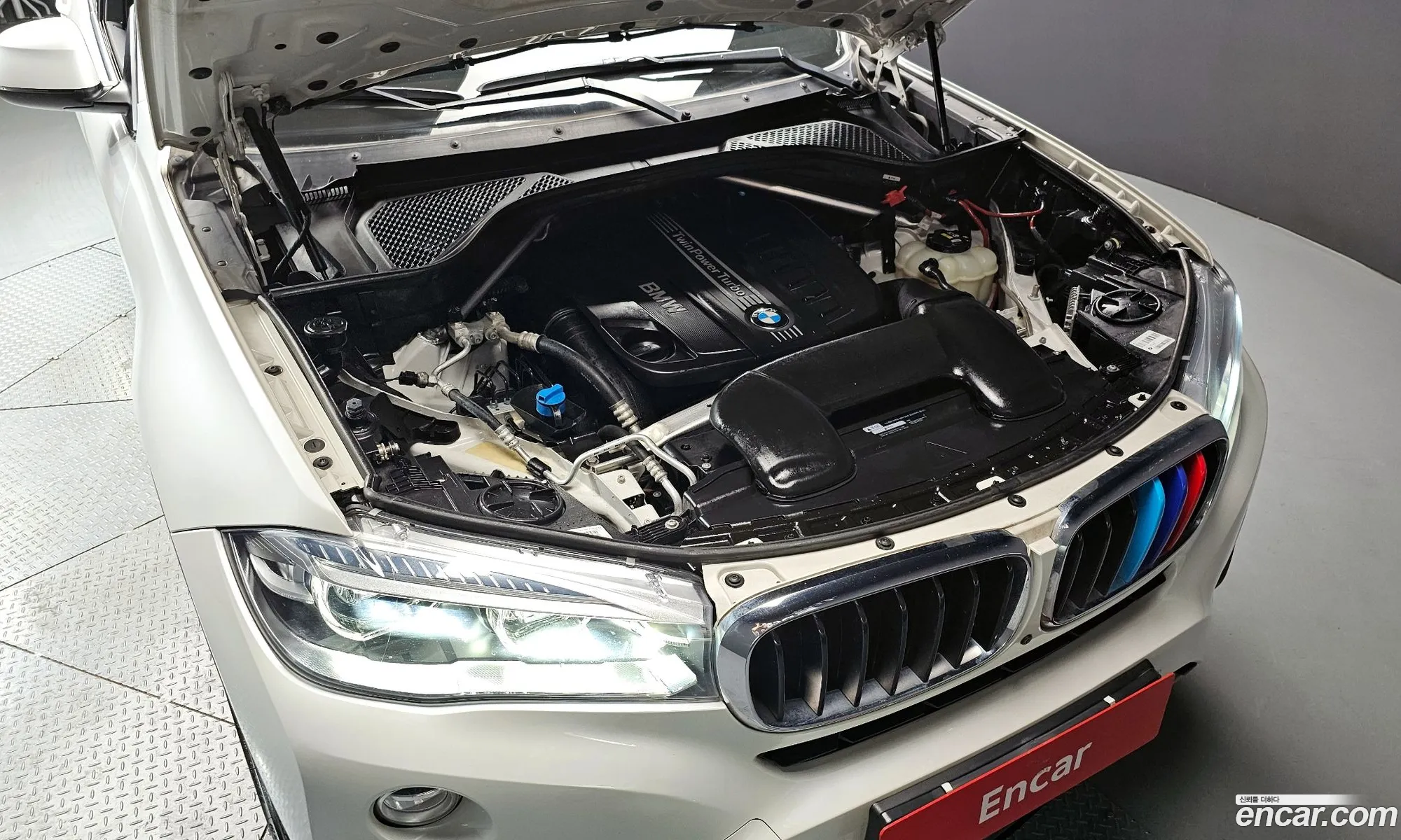 BMW X6 2018 WBAKV2101J0Z82849 — 17