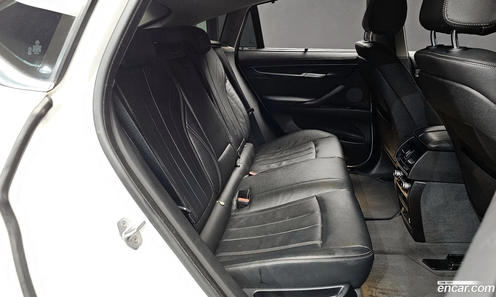 BMW X6 2018 WBAKV2101J0Z82849 — 15