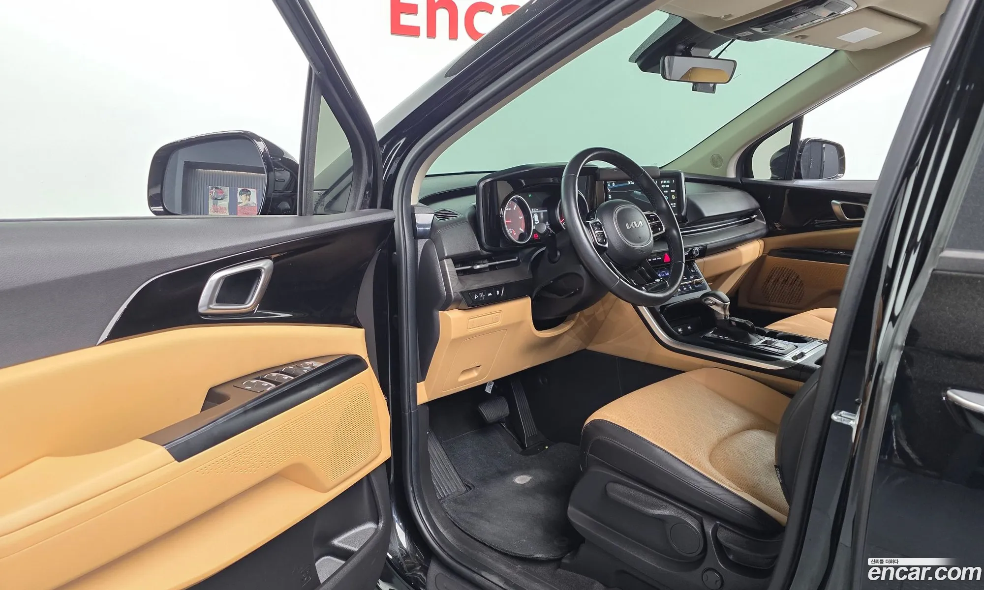 Kia Carnival 2022 — 9