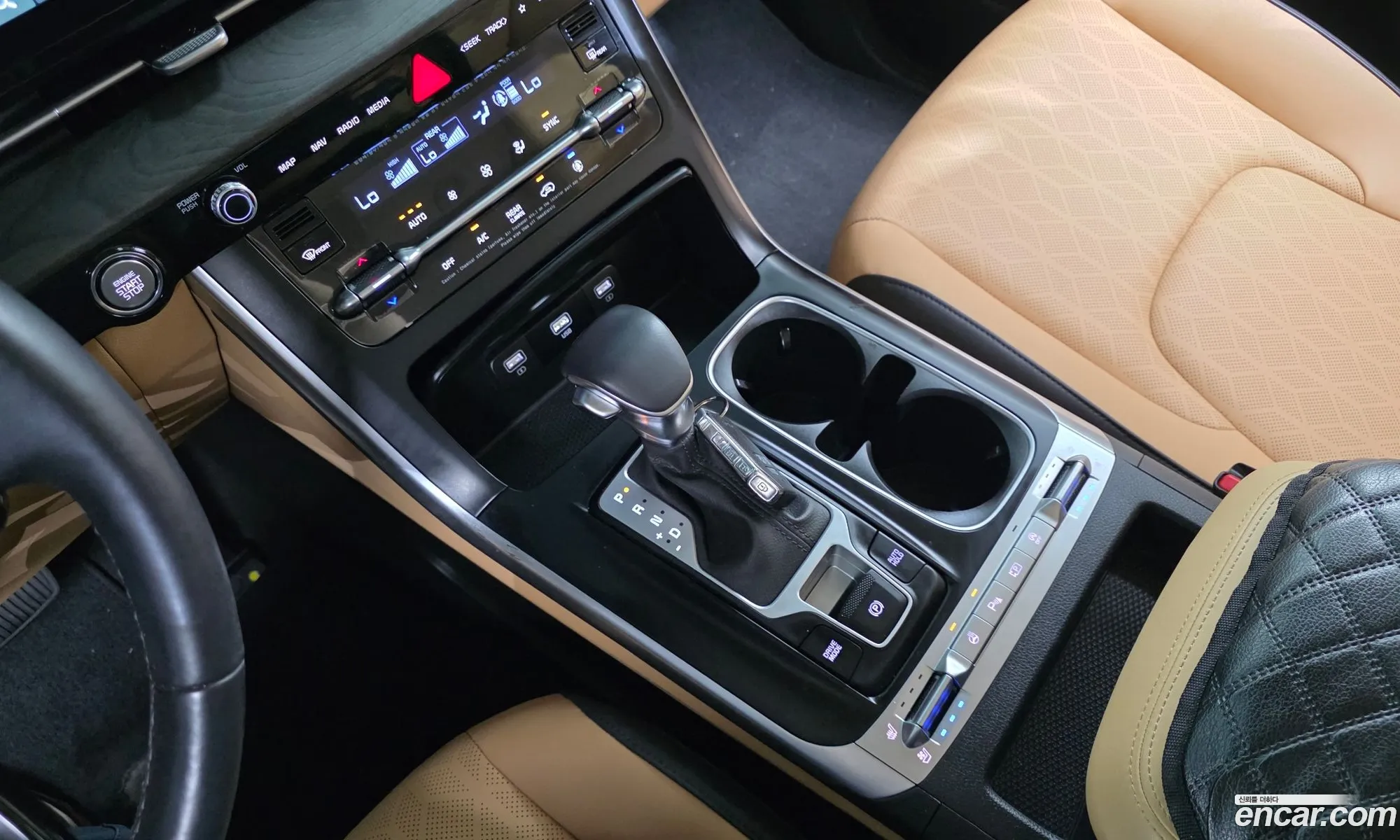 Kia Carnival 2022 — 18