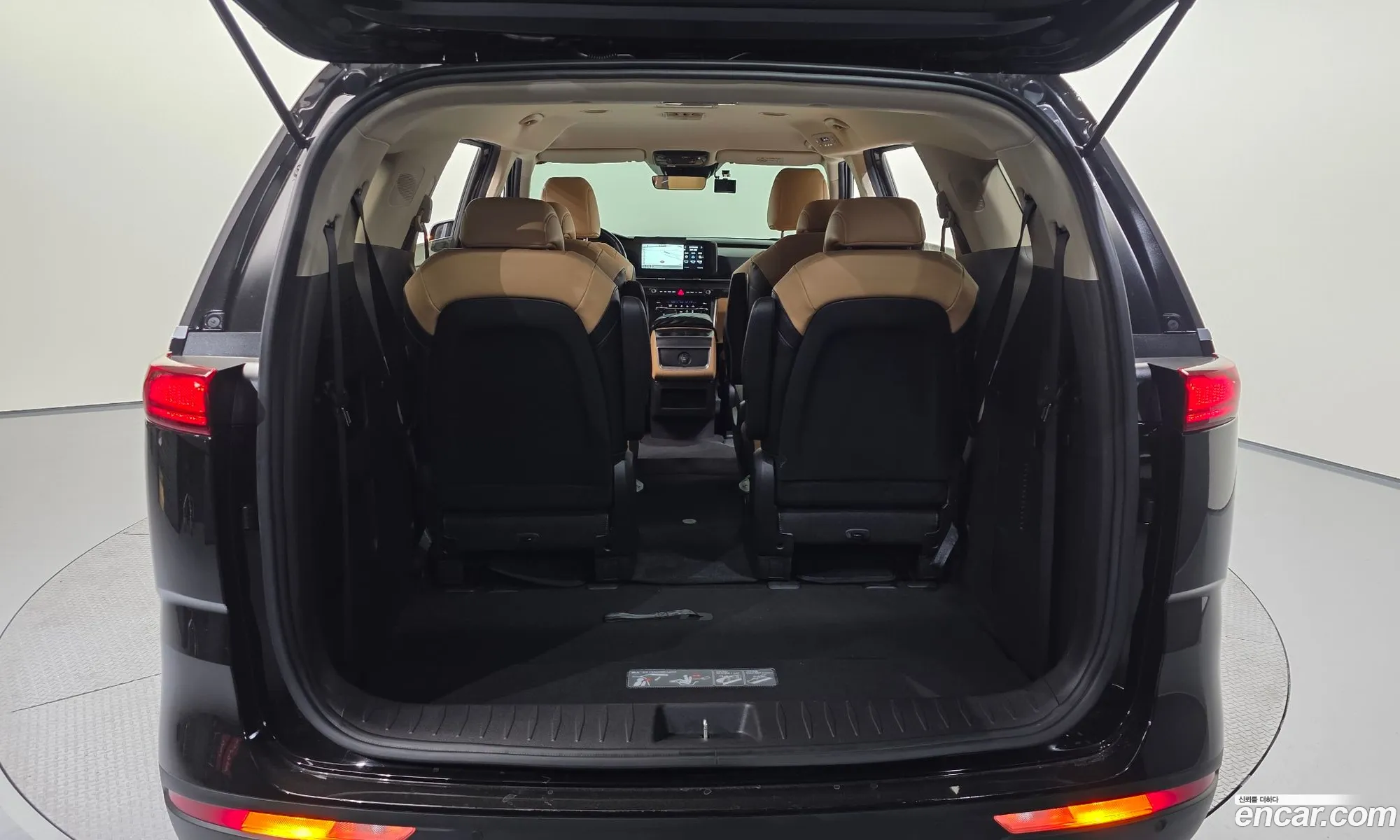 Kia Carnival 2022 — 6