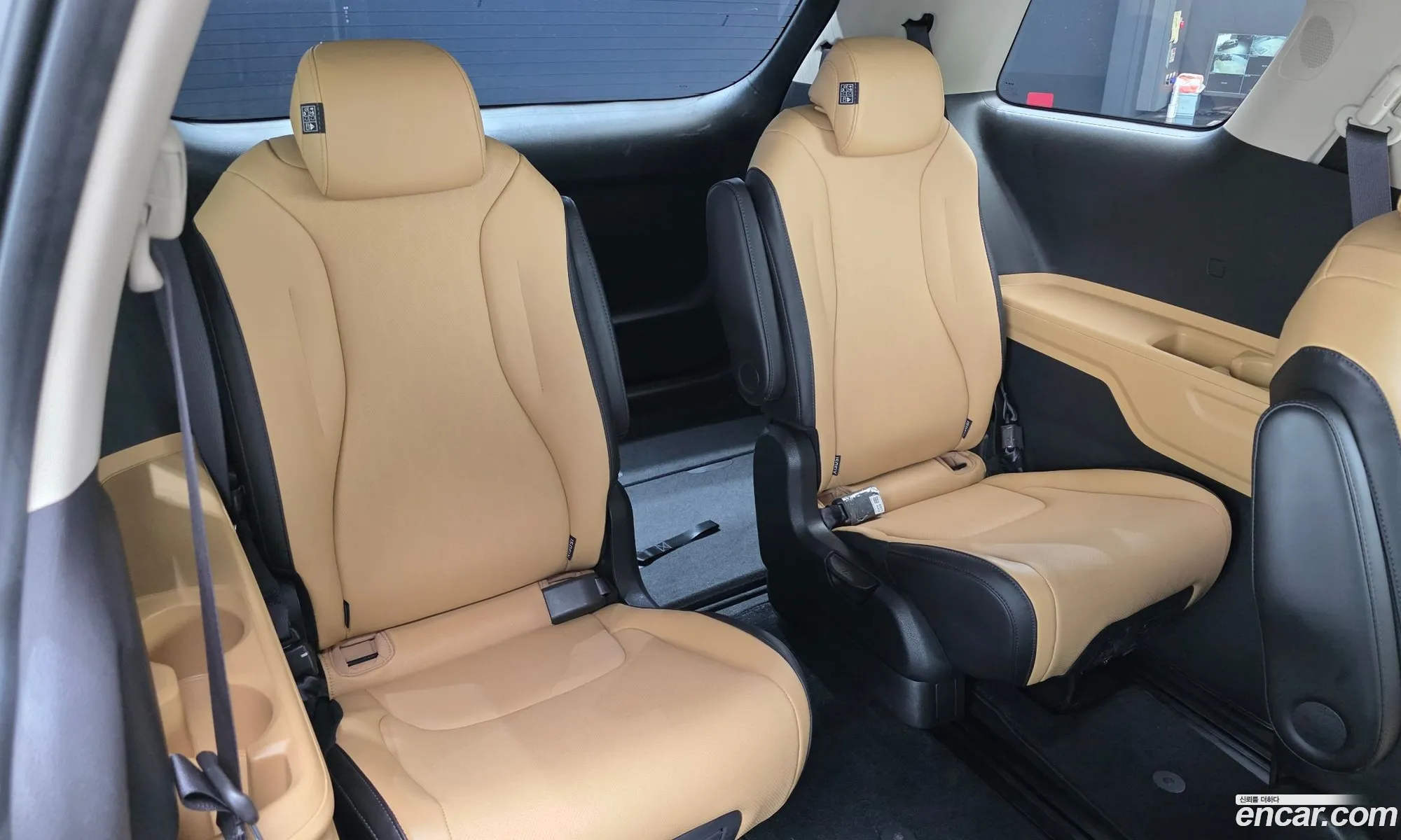 Kia Carnival 2022 — 19