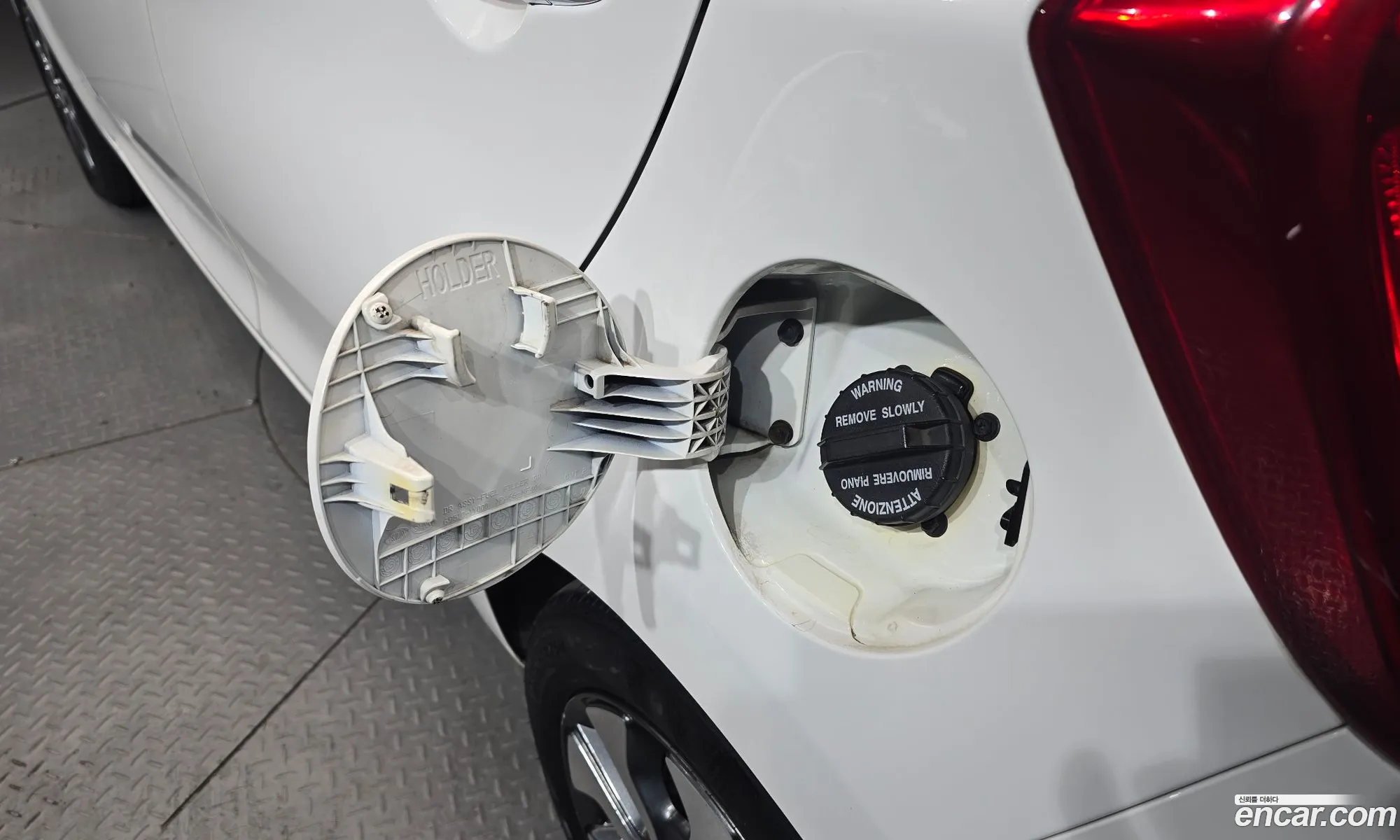 Kia Morning 2015 — 24
