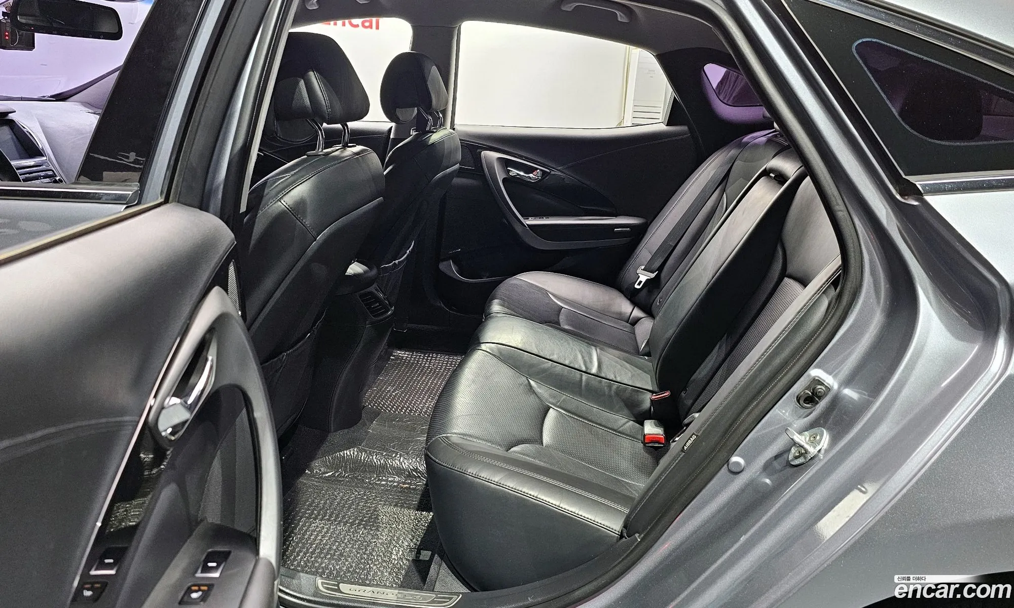Hyundai Grandeur HG 2016 — 12
