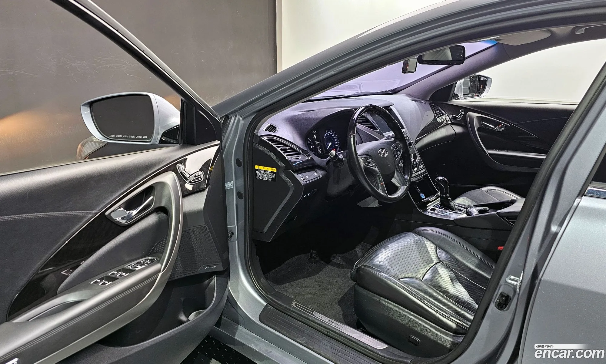 Hyundai Grandeur HG 2016 — 8
