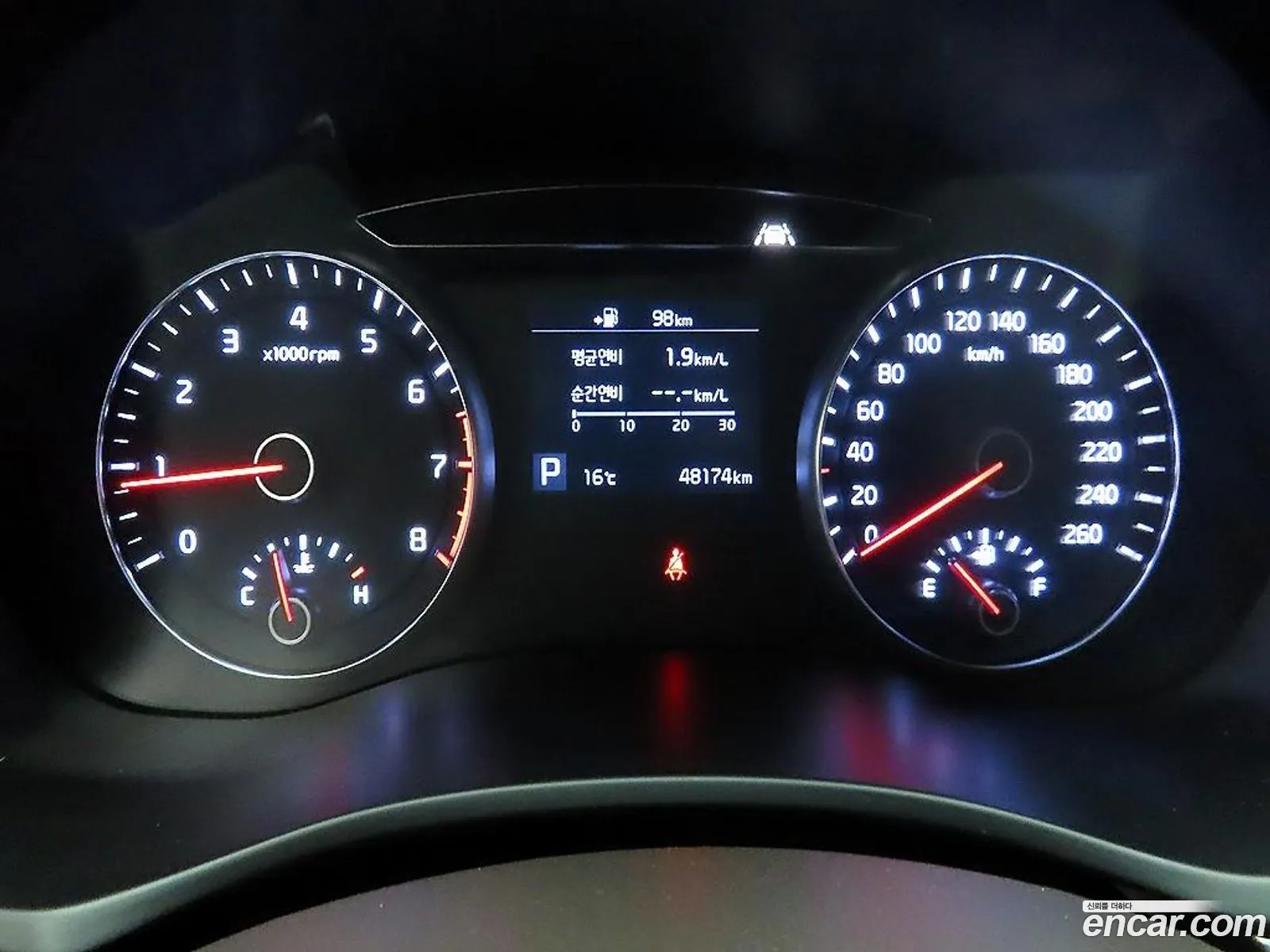Kia K7 2019 — 10