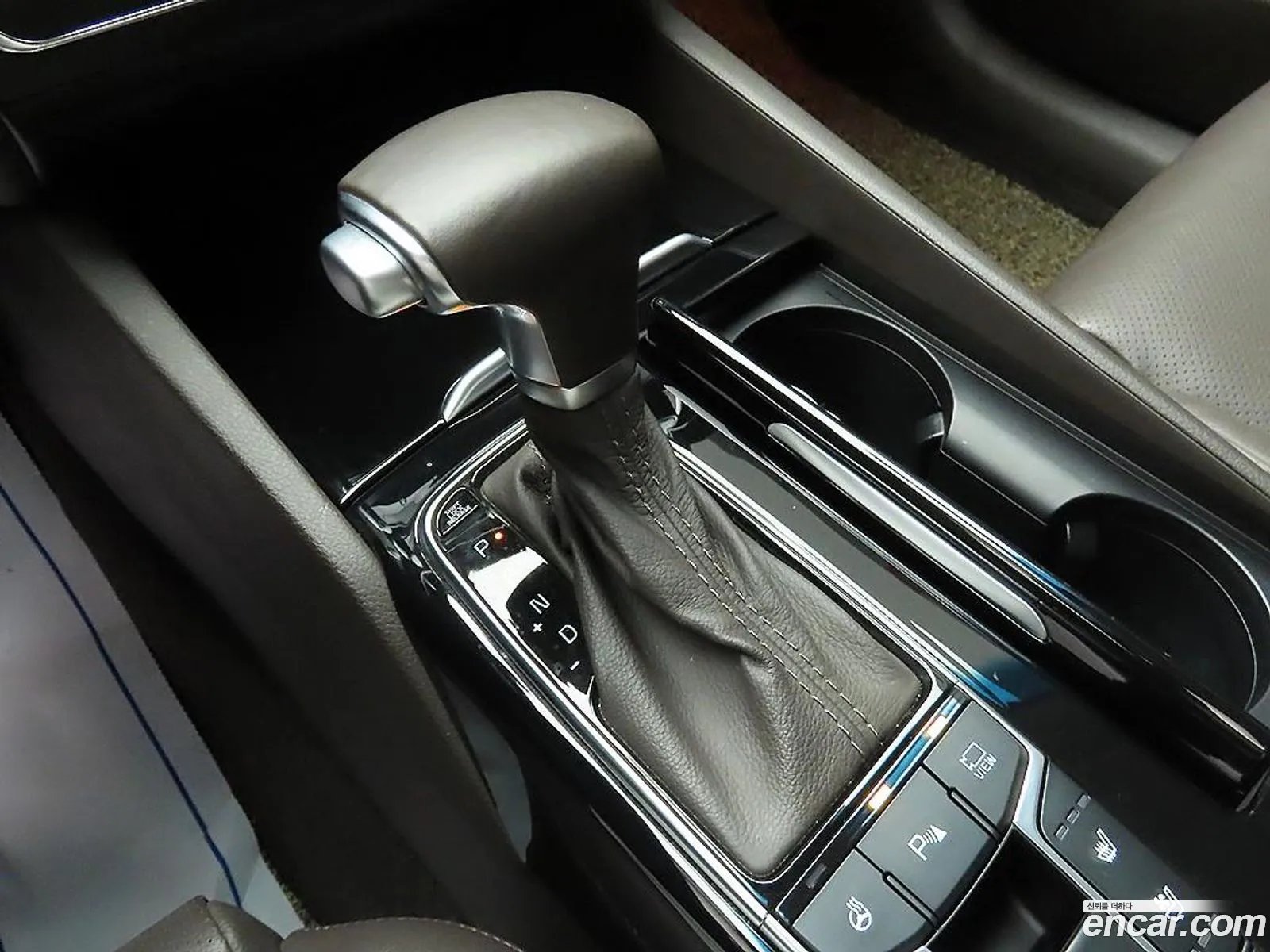 Kia K7 2019 — 6