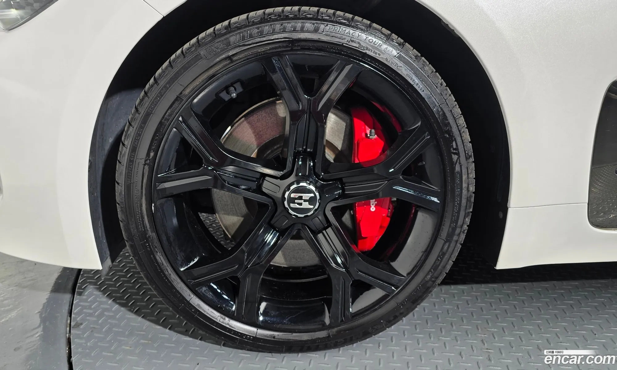 Kia Stinger 2018 — 30