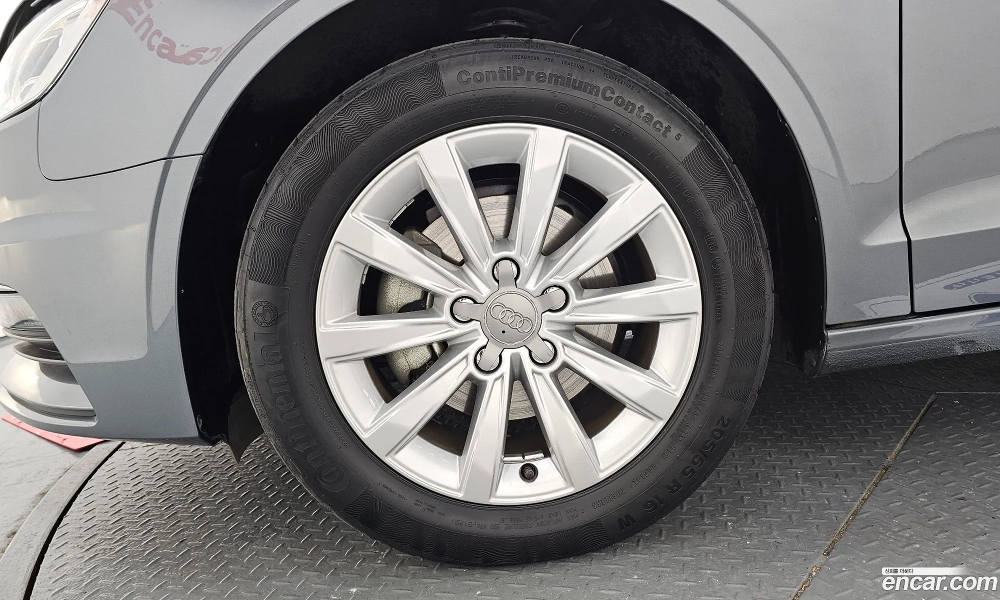 Audi A3 2015 WAUZZZ8V2F1141301 — 4