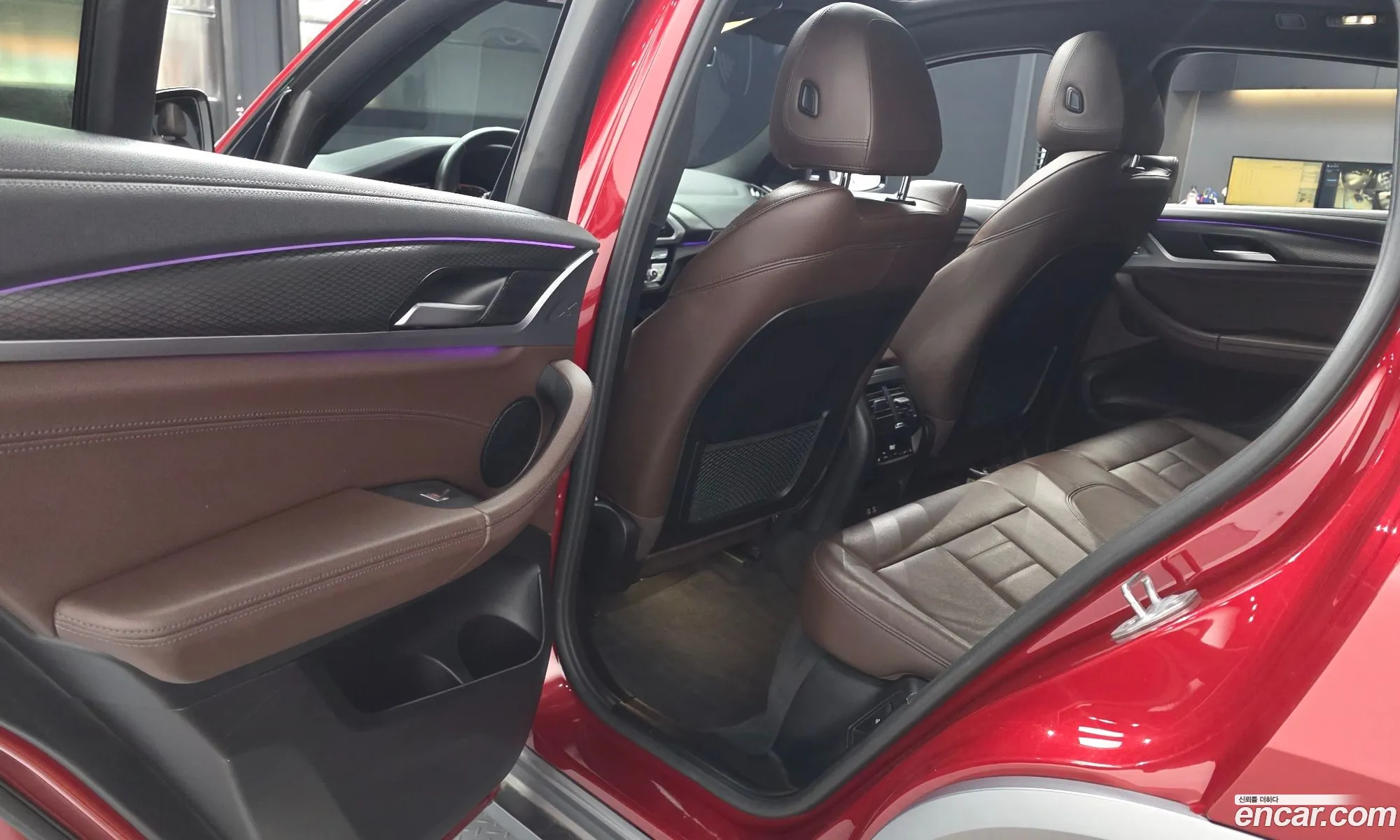BMW X4 2020 WBAVJ9101L9B20749 — 27