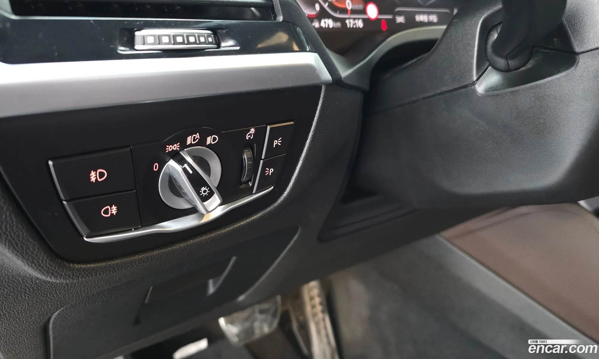 BMW X4 2020 WBAVJ9101L9B20749 — 30