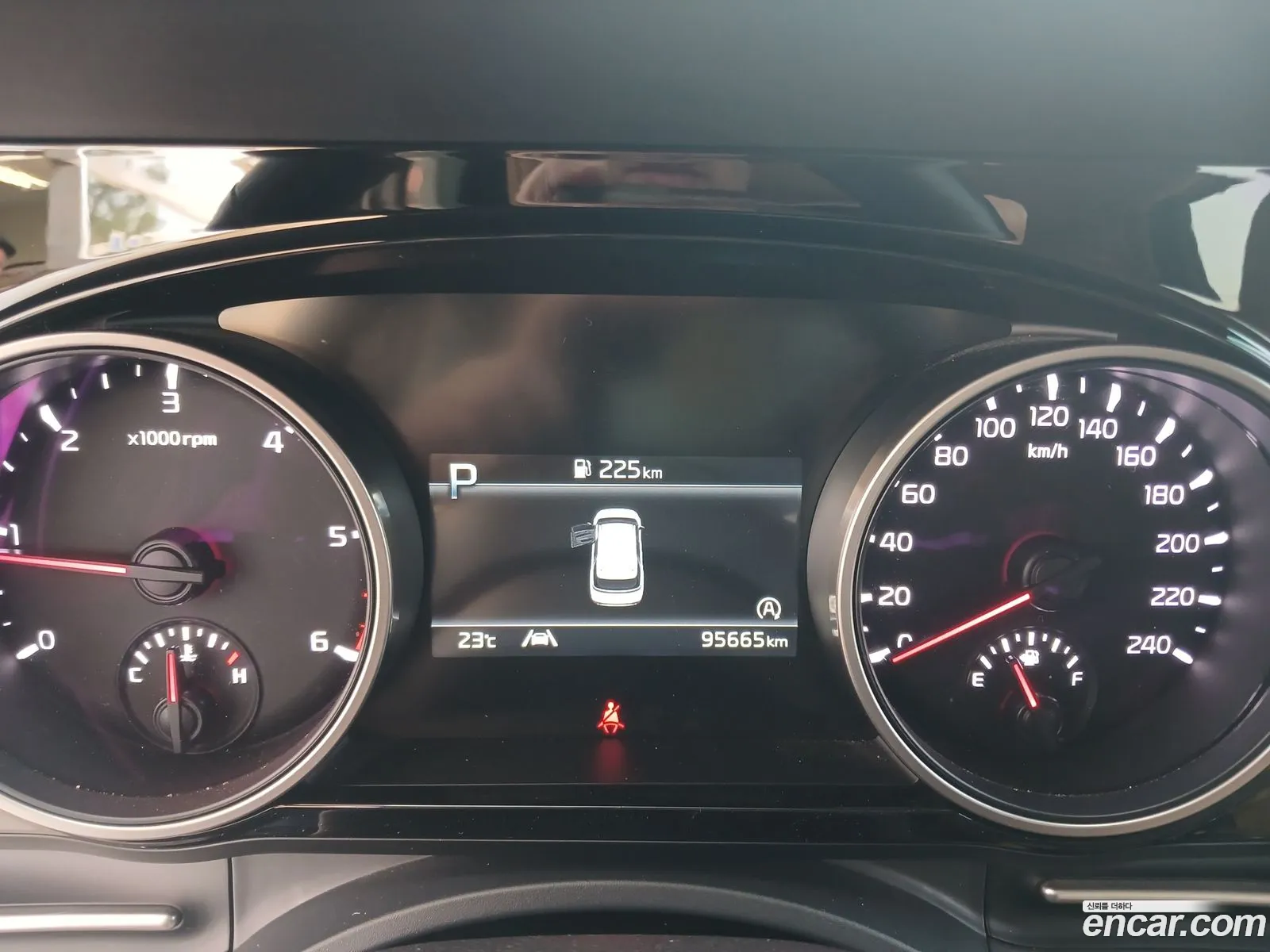 Kia Carnival 2021 — 14