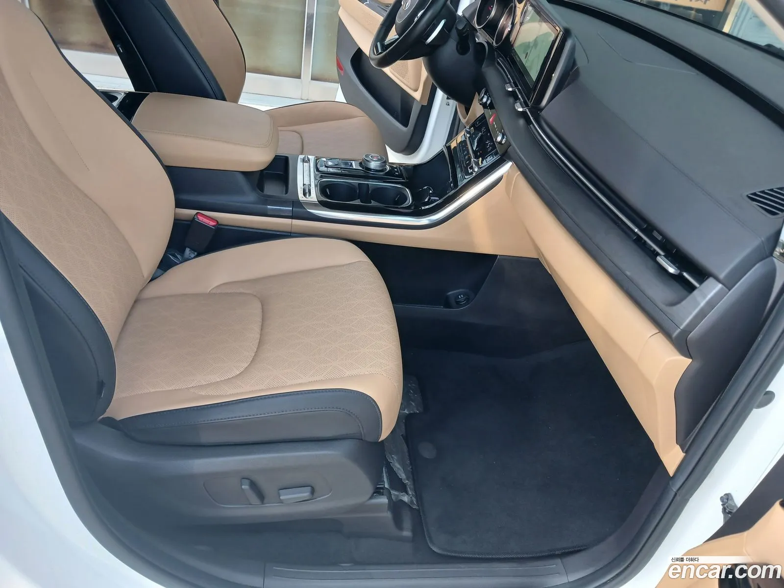 Kia Carnival 2021 — 9