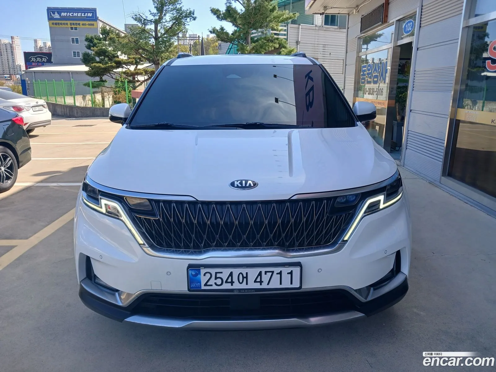 Kia Carnival 2021 — 12
