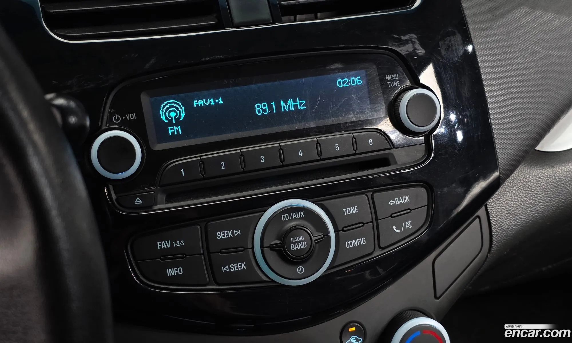 Chevrolet (GM Daewoo) Spark 2014 — 17
