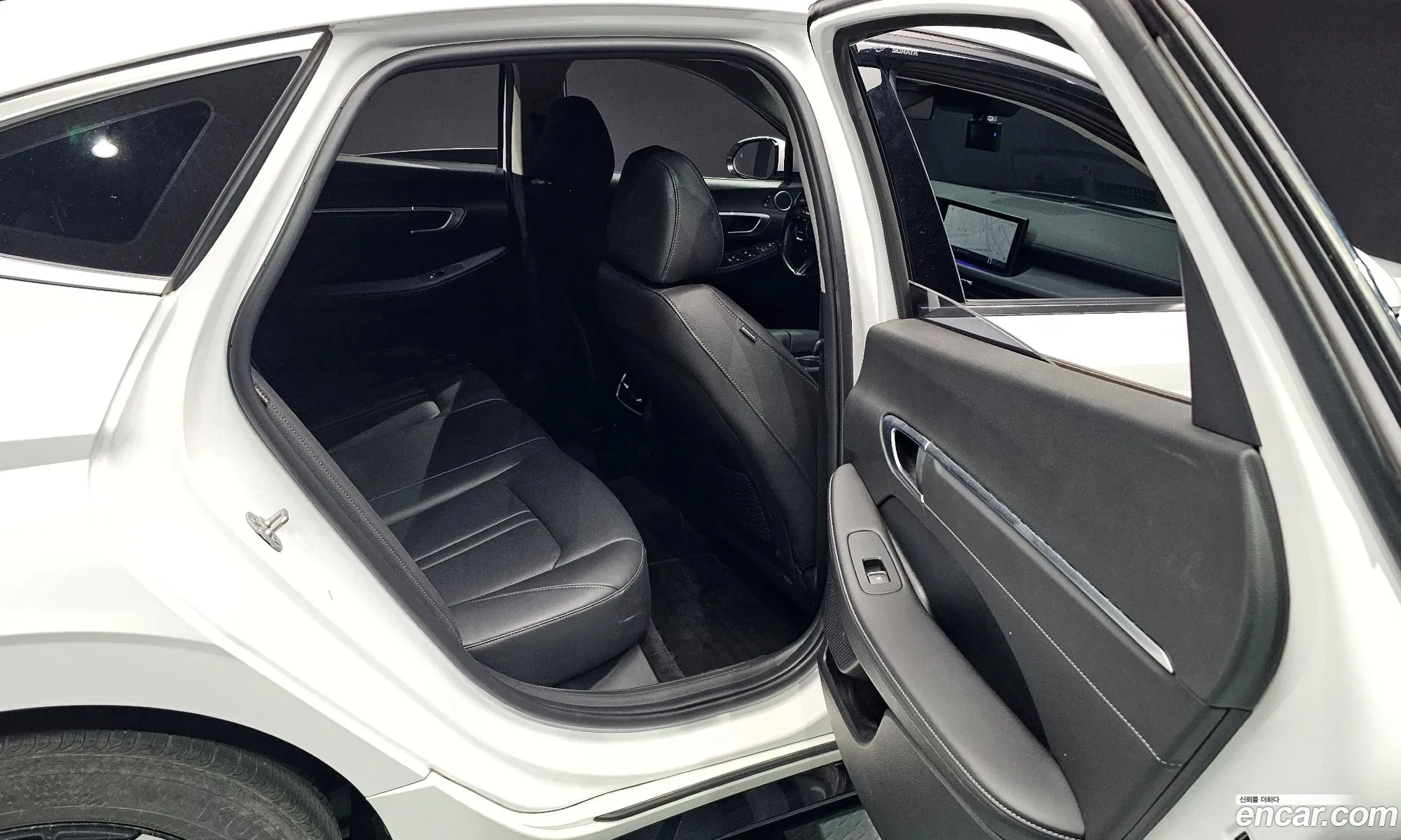 Hyundai Sonata the Edge 2023 — 2