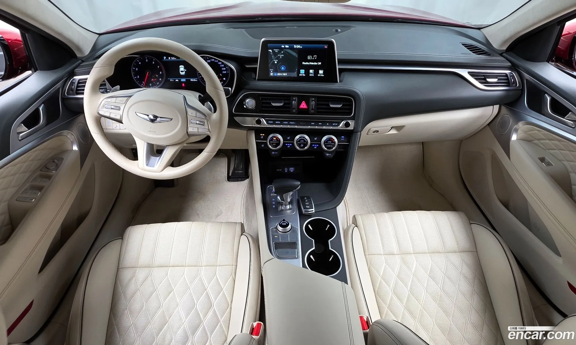 Genesis G70 2019 — 24