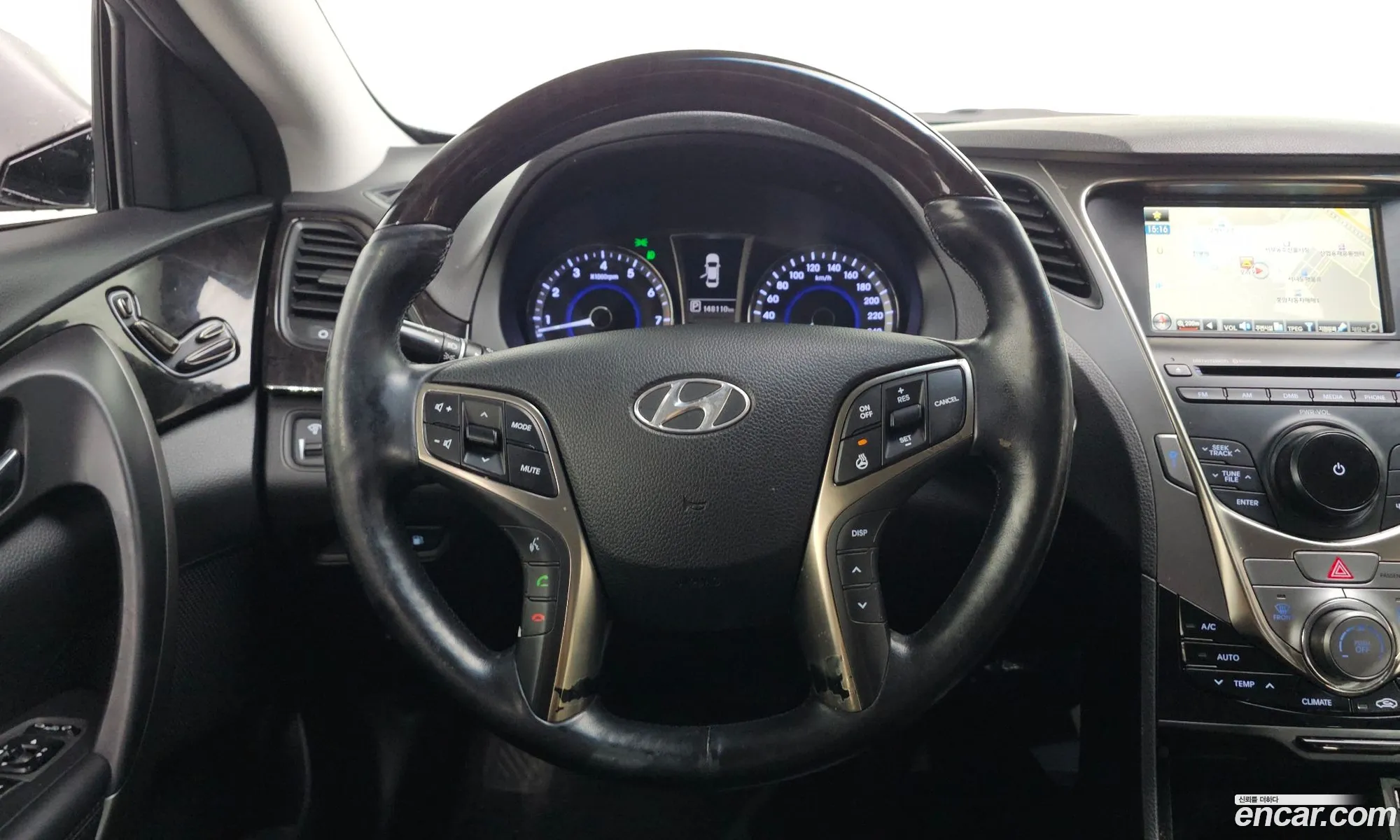 Hyundai Grandeur HG 2012 — 29