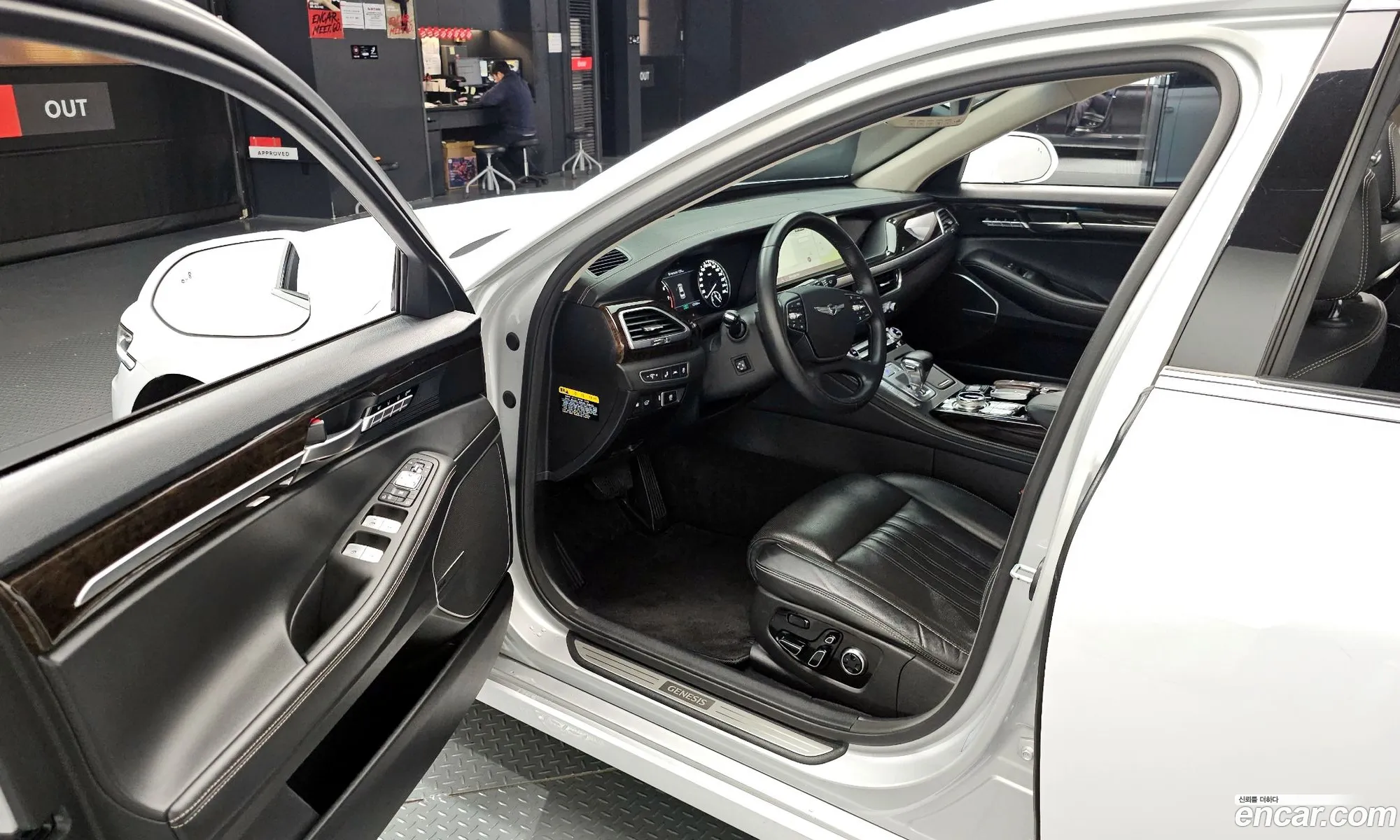 Genesis G90 2019 — 15