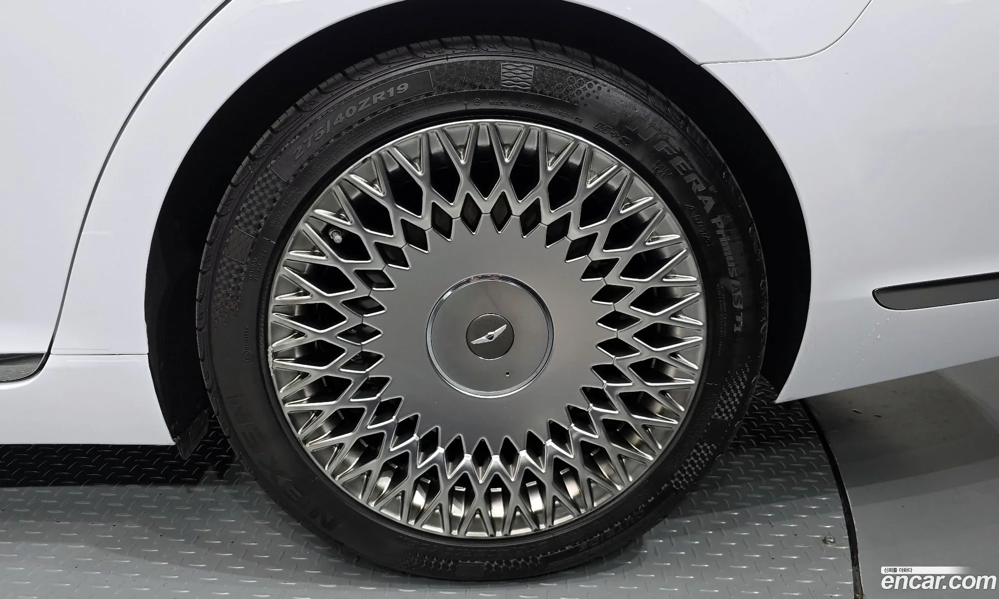 Genesis G90 2019 — 5