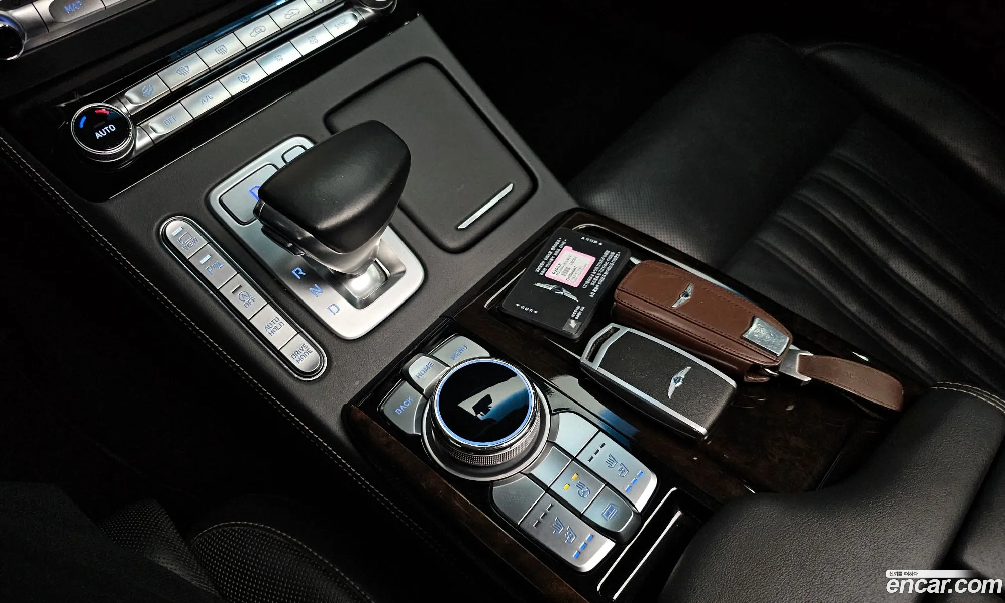 Genesis G90 2019 — 17
