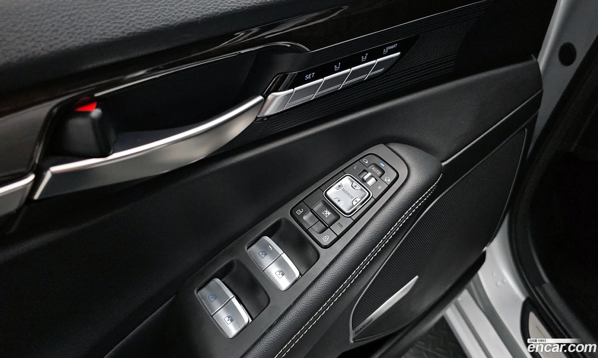 Genesis G90 2019 — 16
