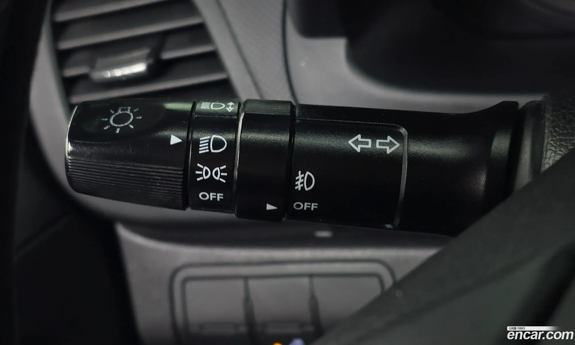 Hyundai Accent 2012 — 28