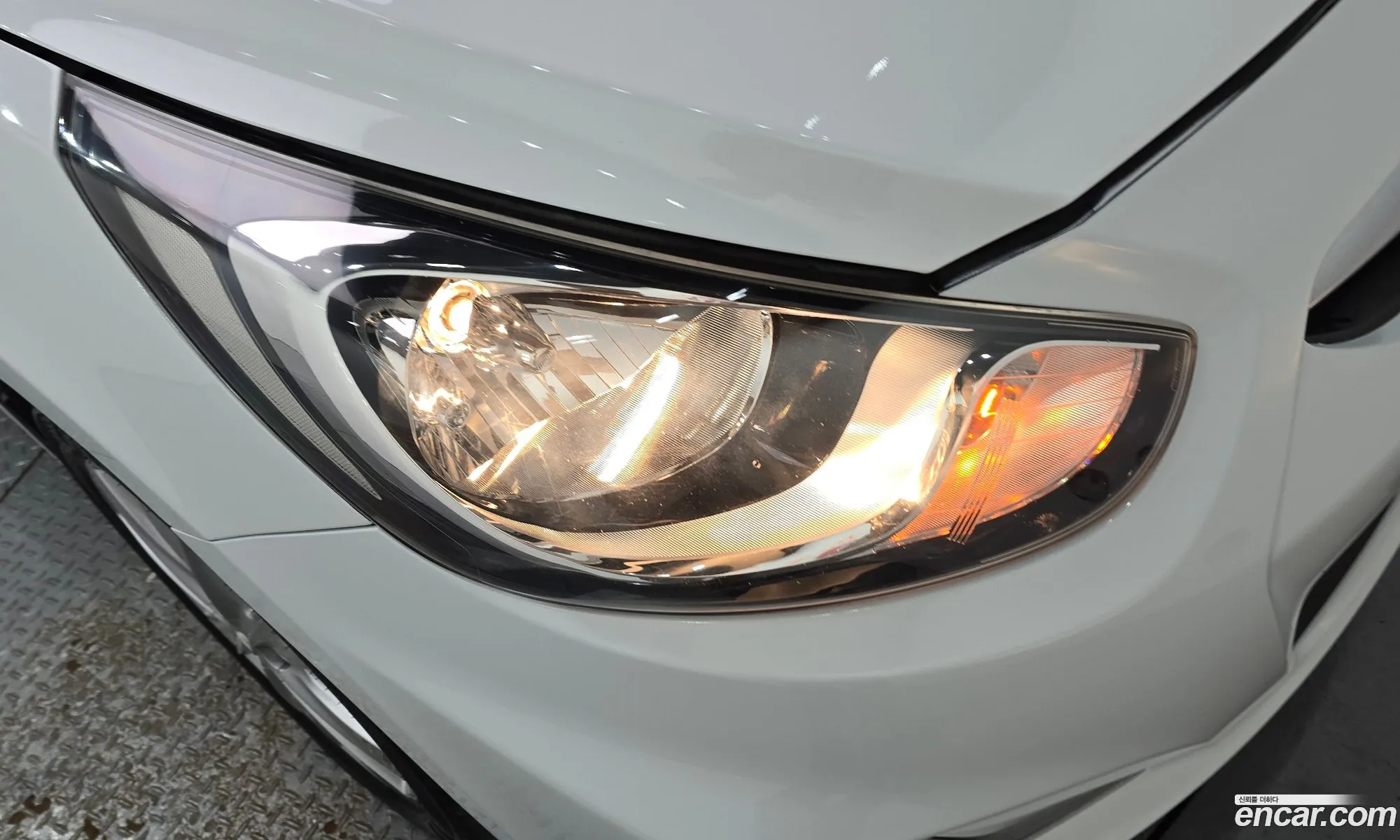 Hyundai Accent 2012 — 16