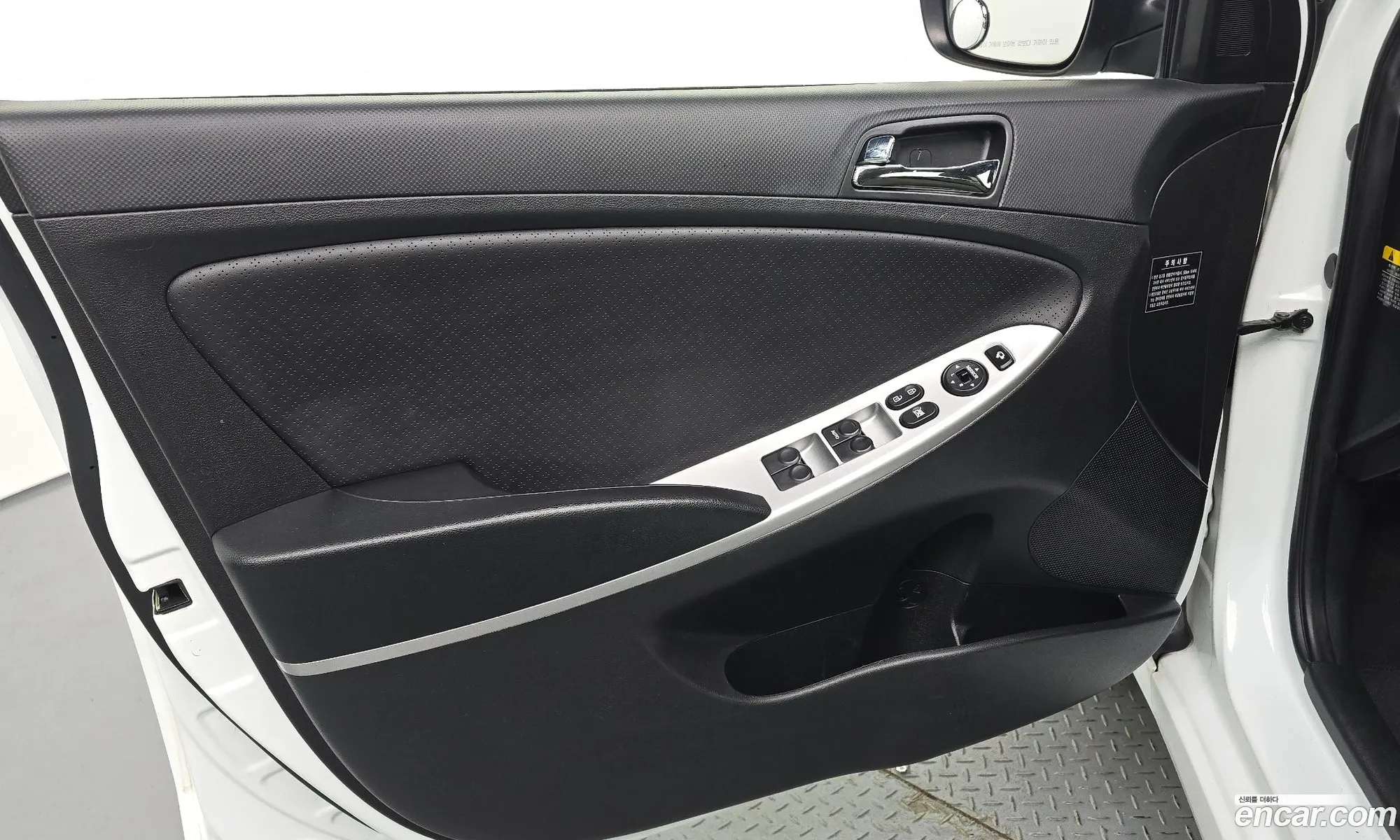 Hyundai Accent 2012 — 20