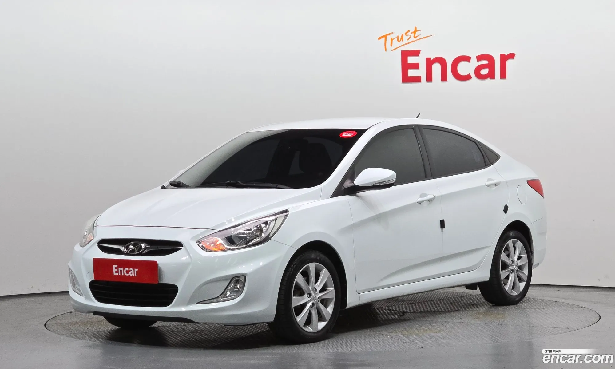 Hyundai Accent 2012 — 21