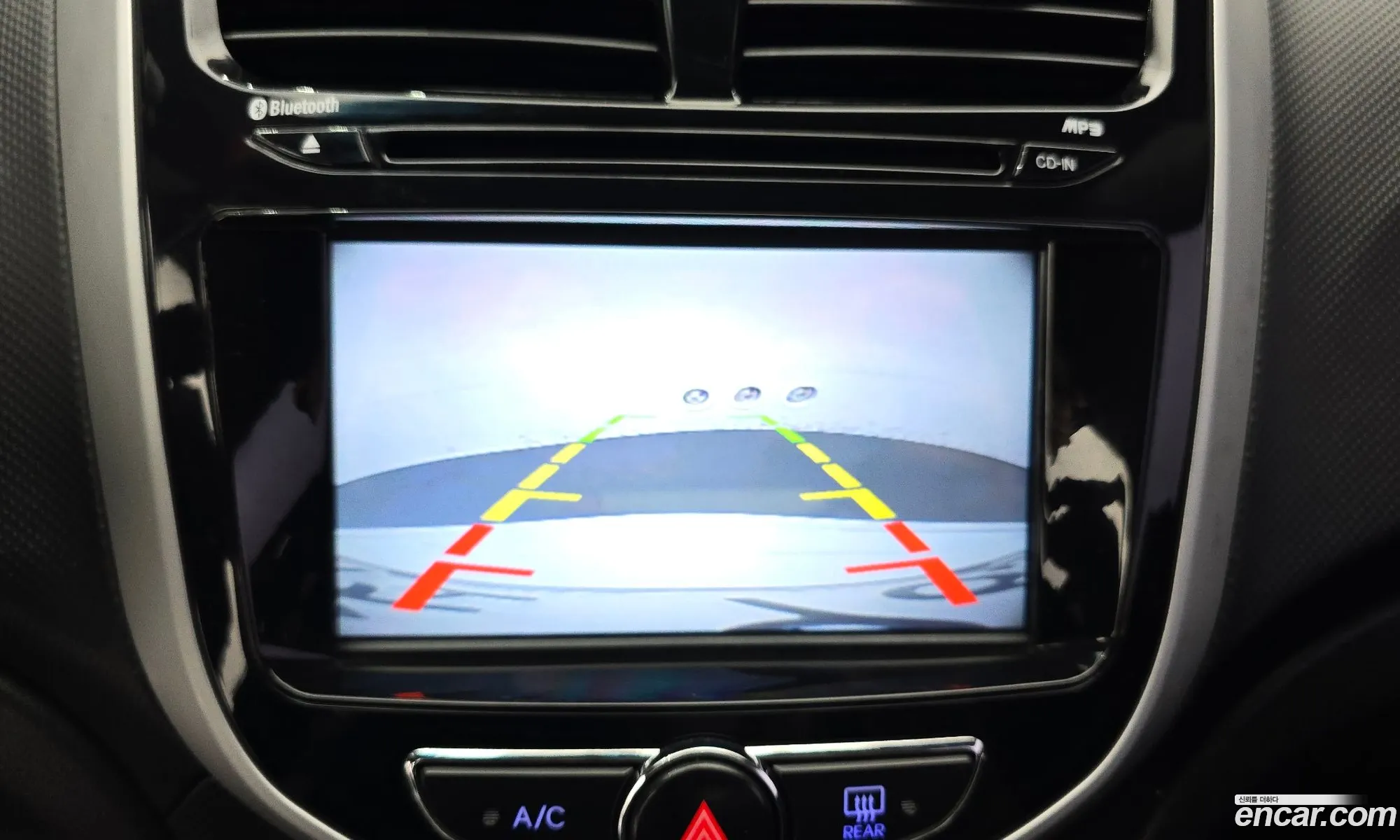 Hyundai Accent 2012 — 18