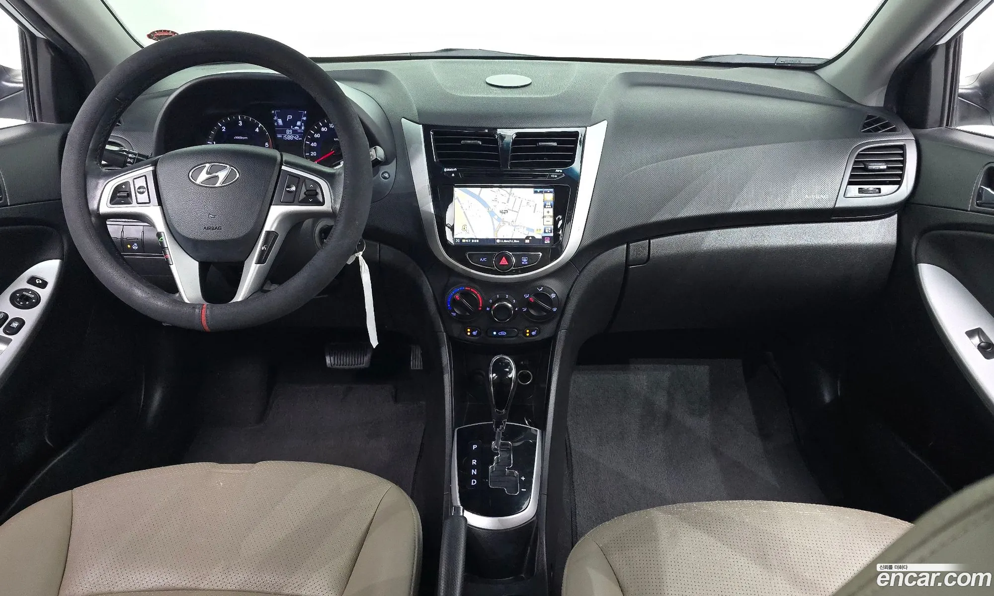 Hyundai Accent 2012 — 30