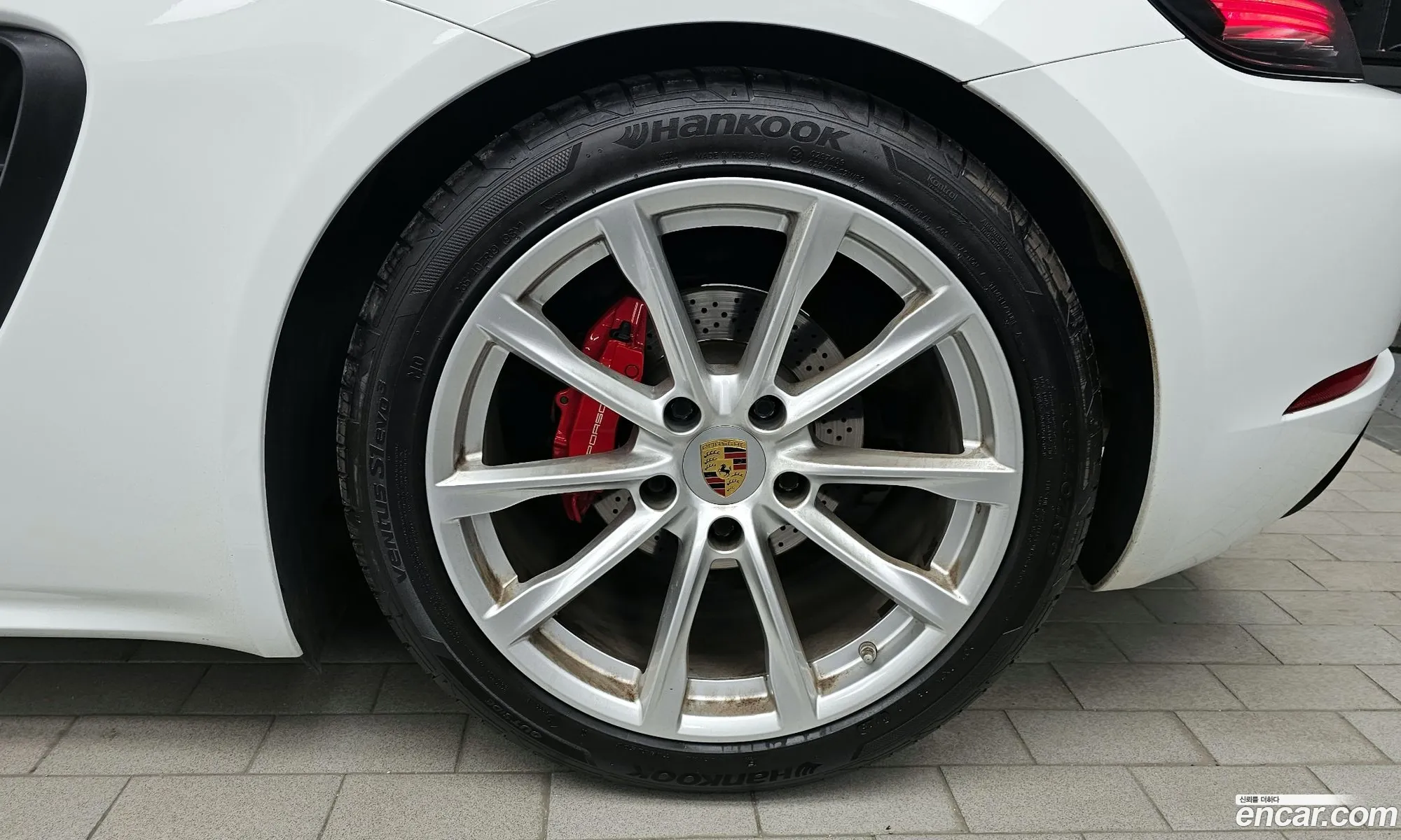 Porsche 718 Cayman 2020 WP0AB2980LS275153 — 35