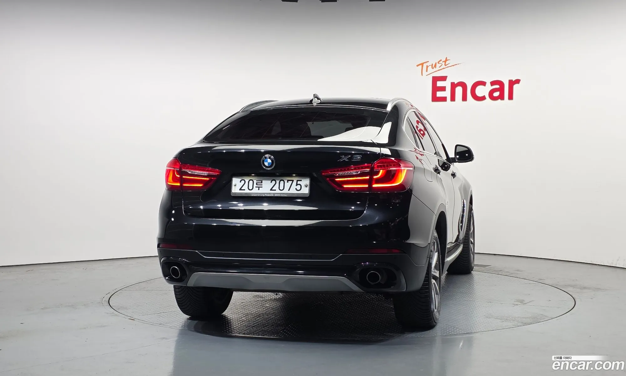 BMW X6 2015 — 7