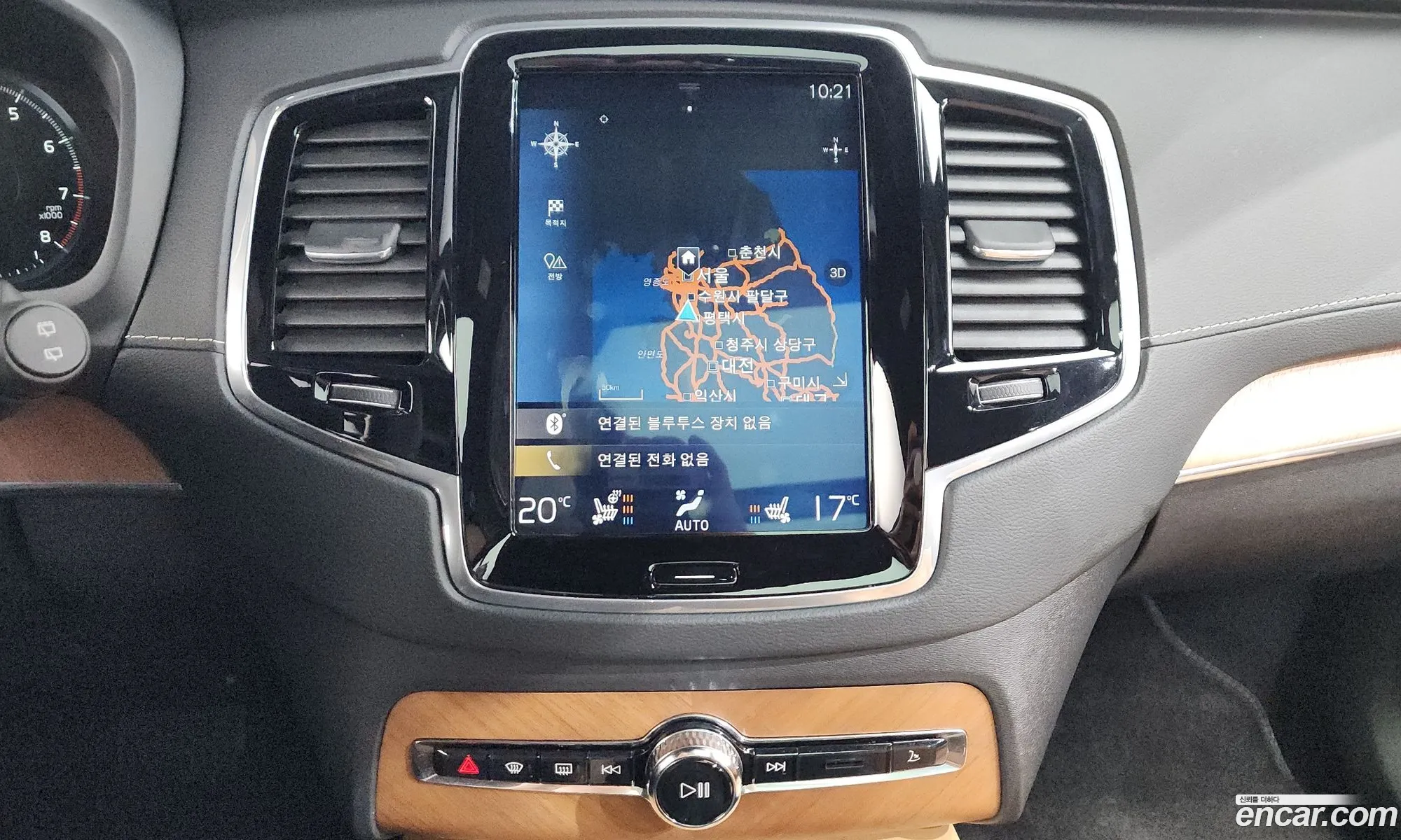 Volvo XC90 2019 YV1LFA22CK1479073 — 9