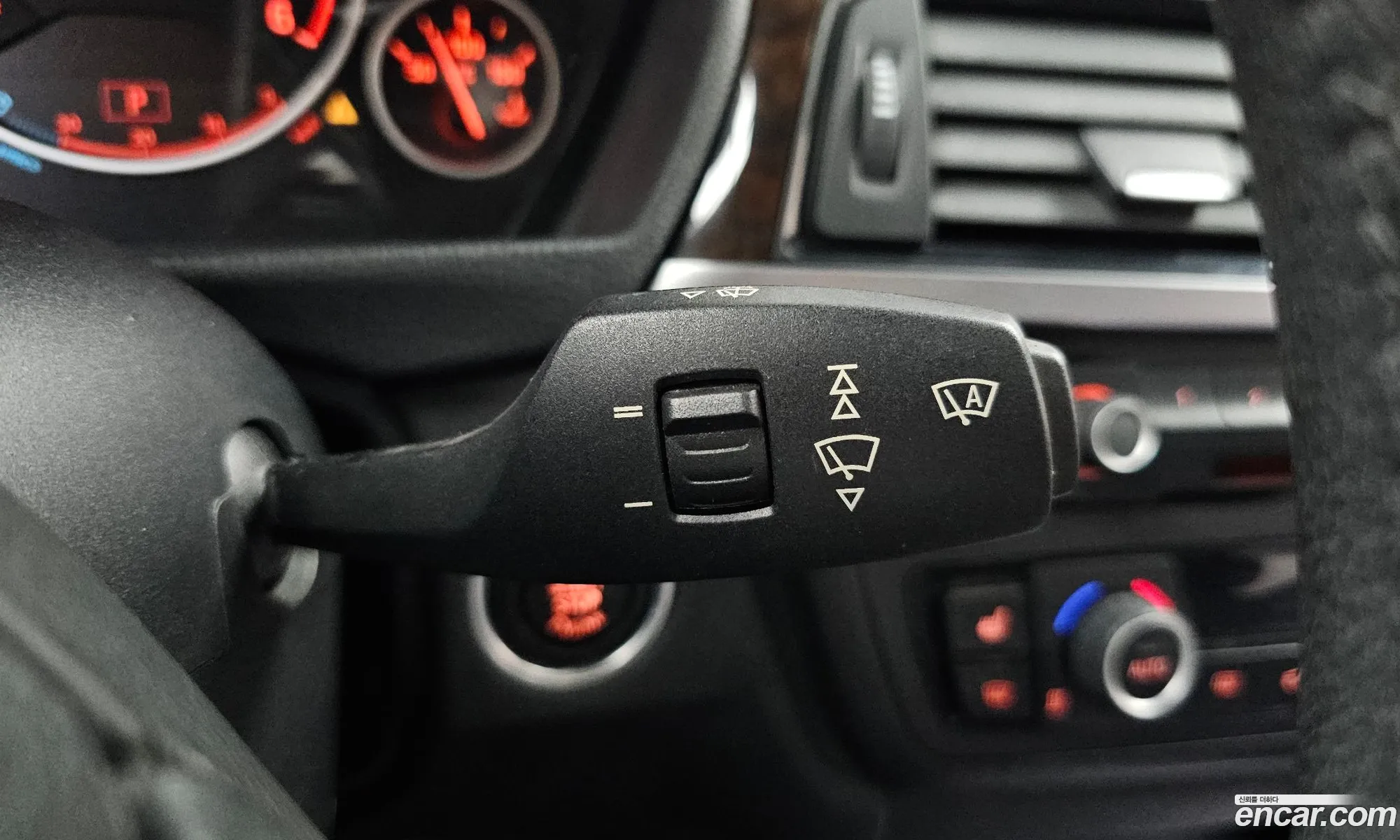 BMW 3 Series 2012 WBA3D3106CF243957 — 3