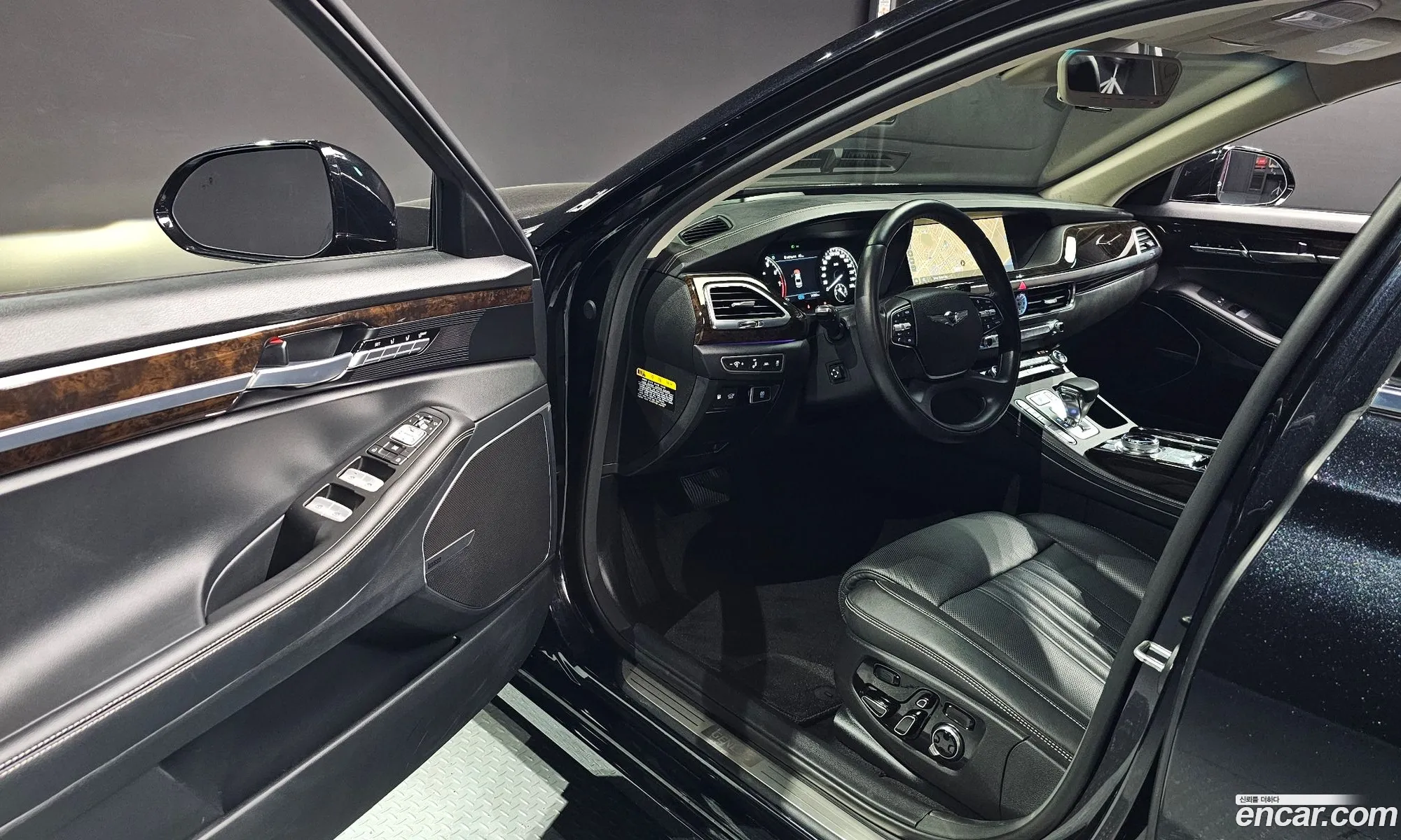Genesis G90 2020 — 21