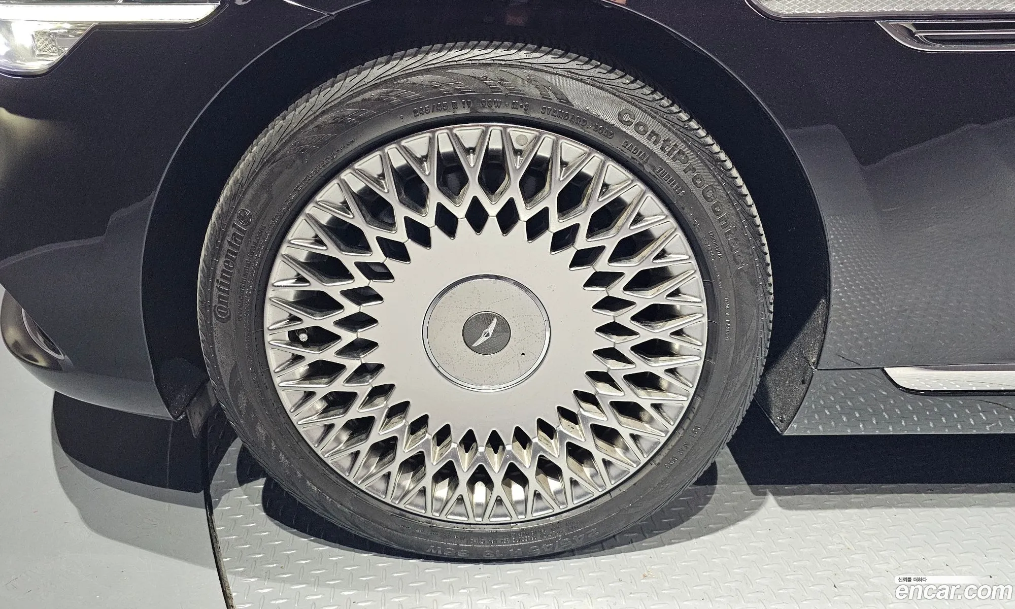 Genesis G90 2020 — 9
