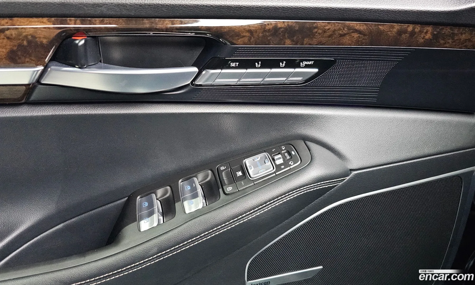 Genesis G90 2020 — 29