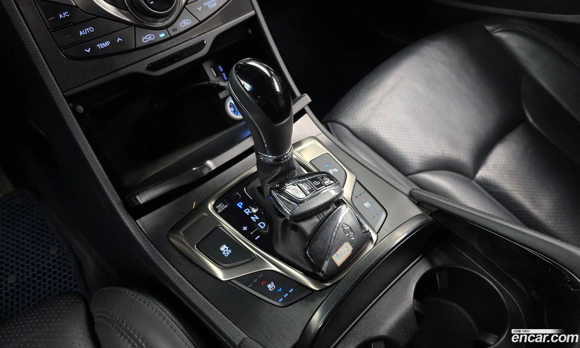 Hyundai Grandeur HG 2013 — 19