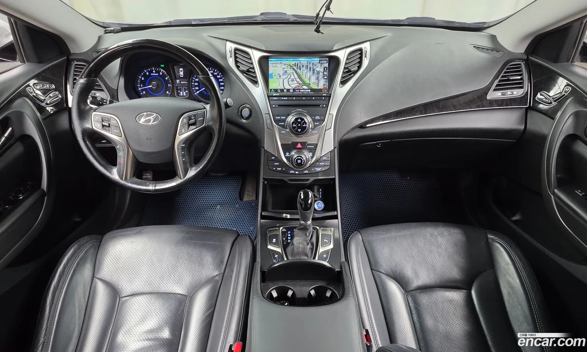 Hyundai Grandeur HG 2013 — 4