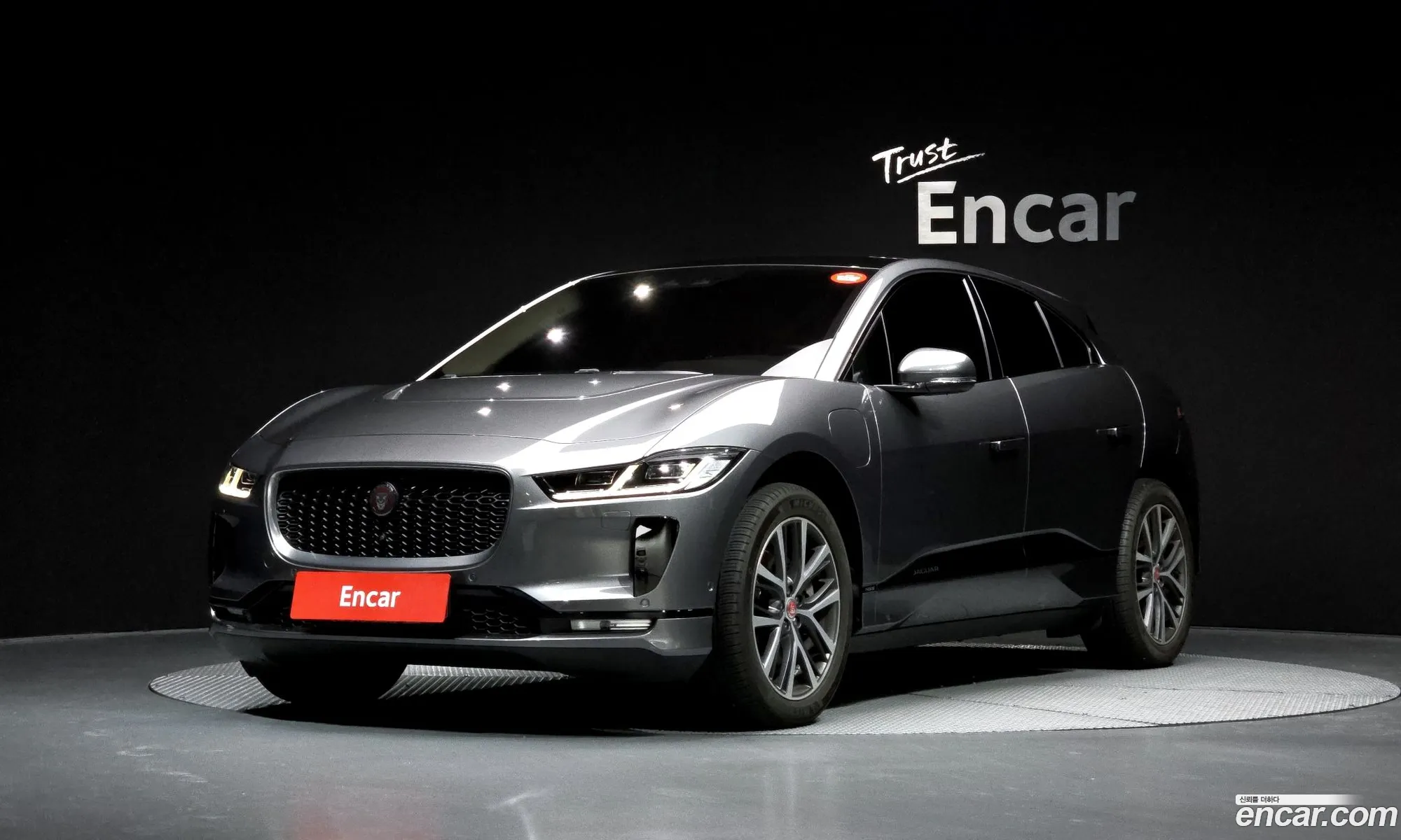 Jaguar I-Pace 2019 — 13