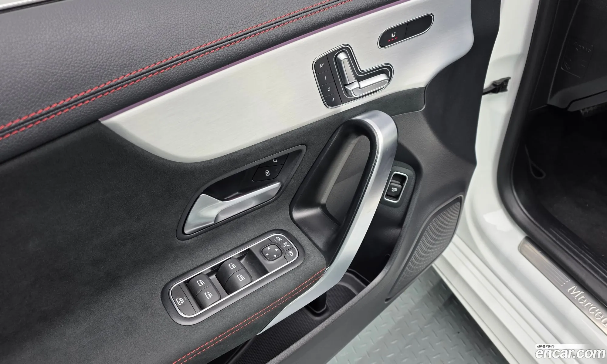 Mercedes-Benz CLA-Class C118 2024 — 10
