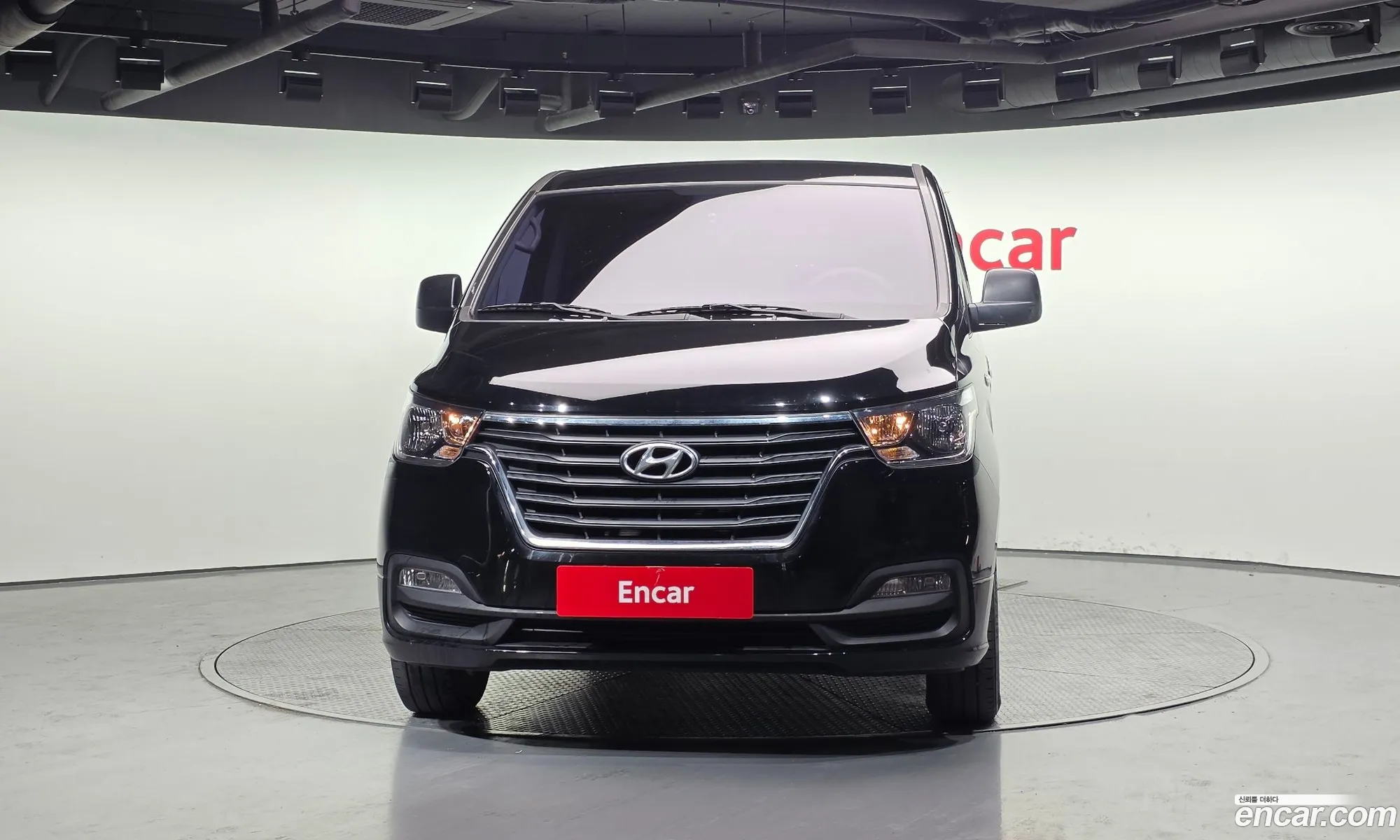 Hyundai Grand Starex 2018 — 11
