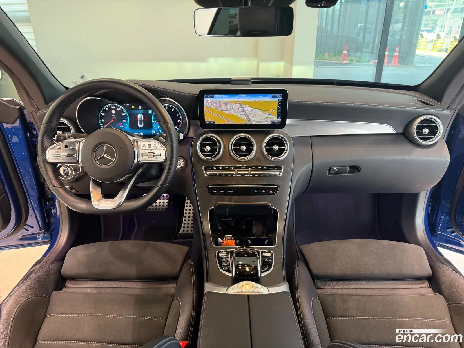 Mercedes-Benz C-Class W205 2022 — 12