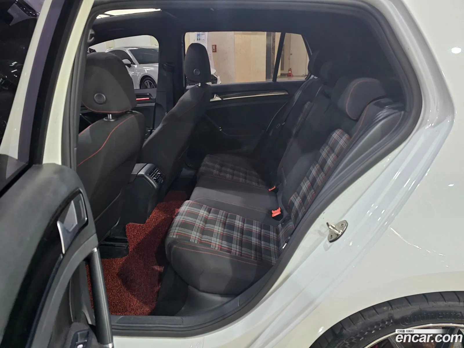Volkswagen Golf 7th Gen 2016 — 6