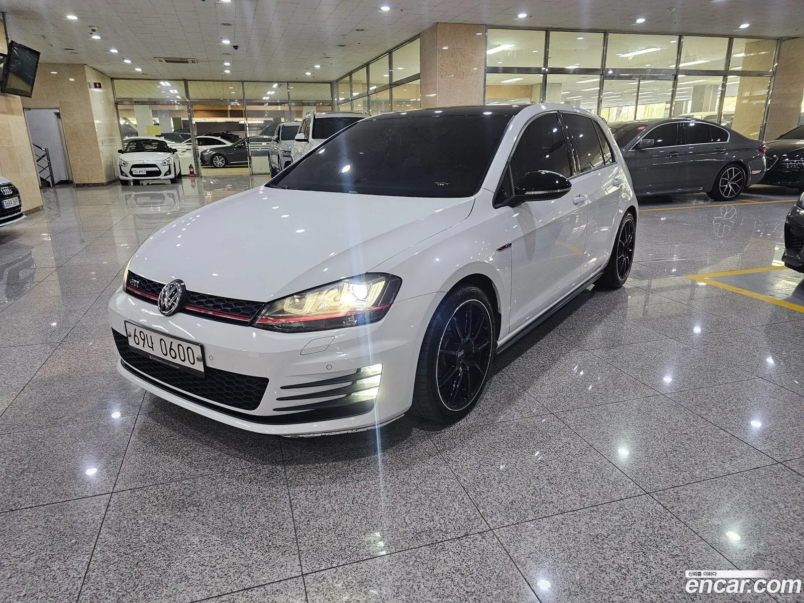 Volkswagen Golf 7th Gen 2016 — 15