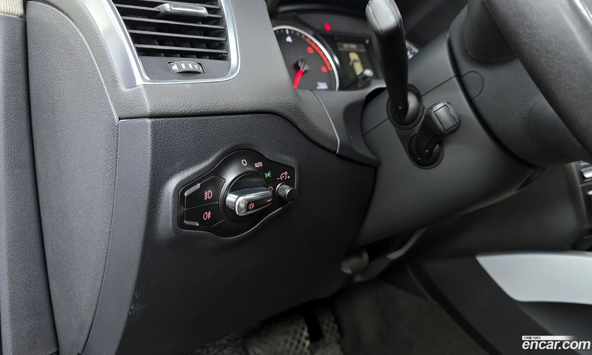 Audi Q5 2012 WAUZZZ8R0CA044077 — 12