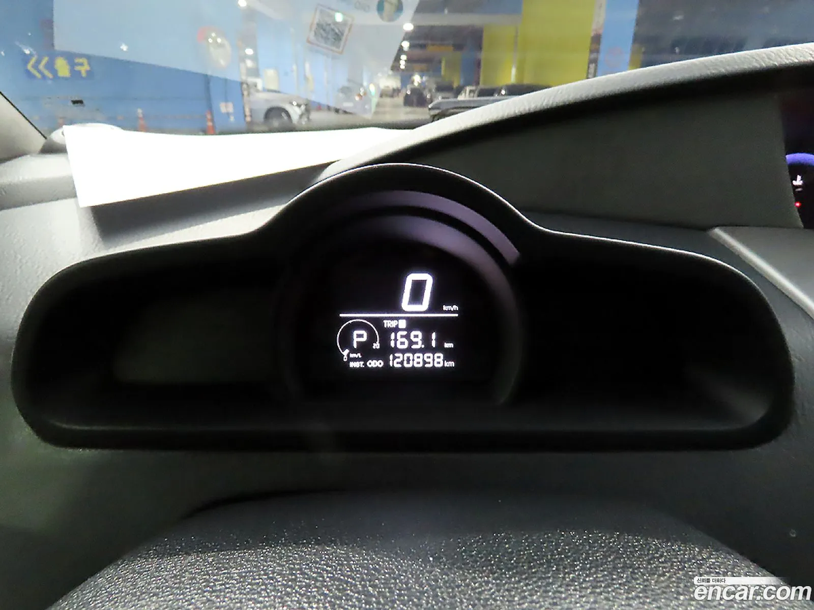 KG Mobility (SsangYong) Korando Turismo 2014 — 14